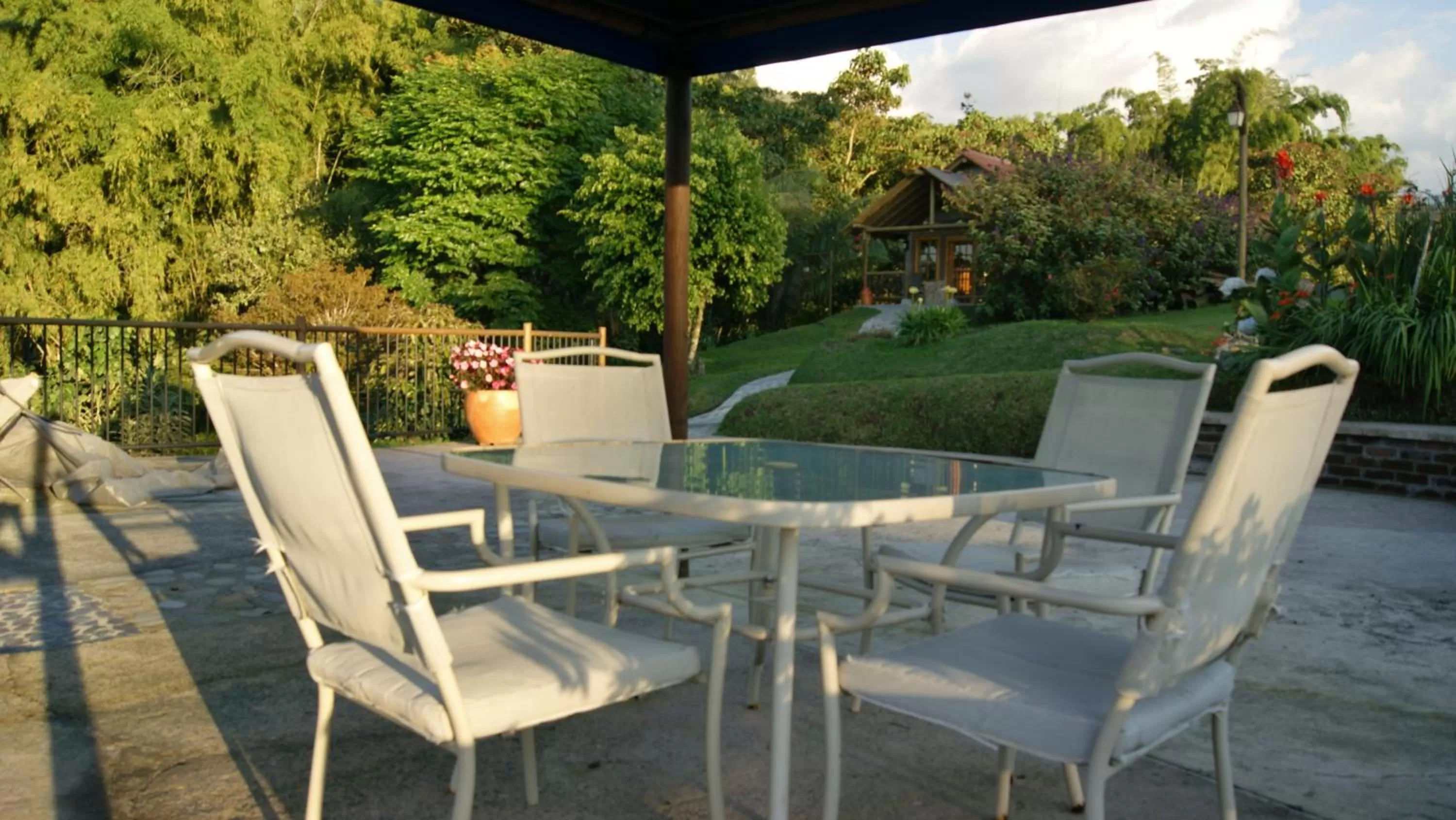 Patio in Matisses Hotel & Spa