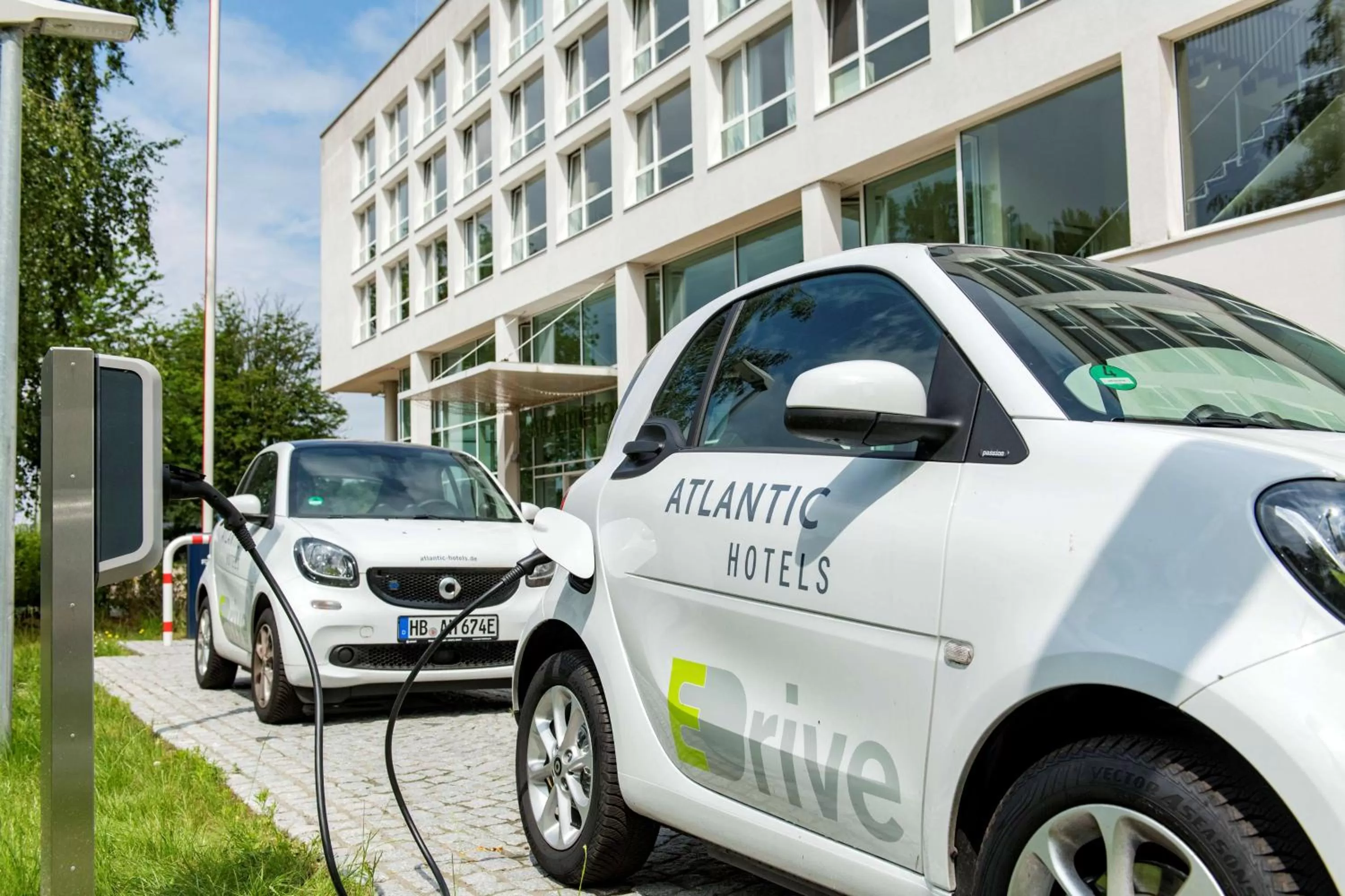 Property building in ATLANTIC Hotel Galopprennbahn