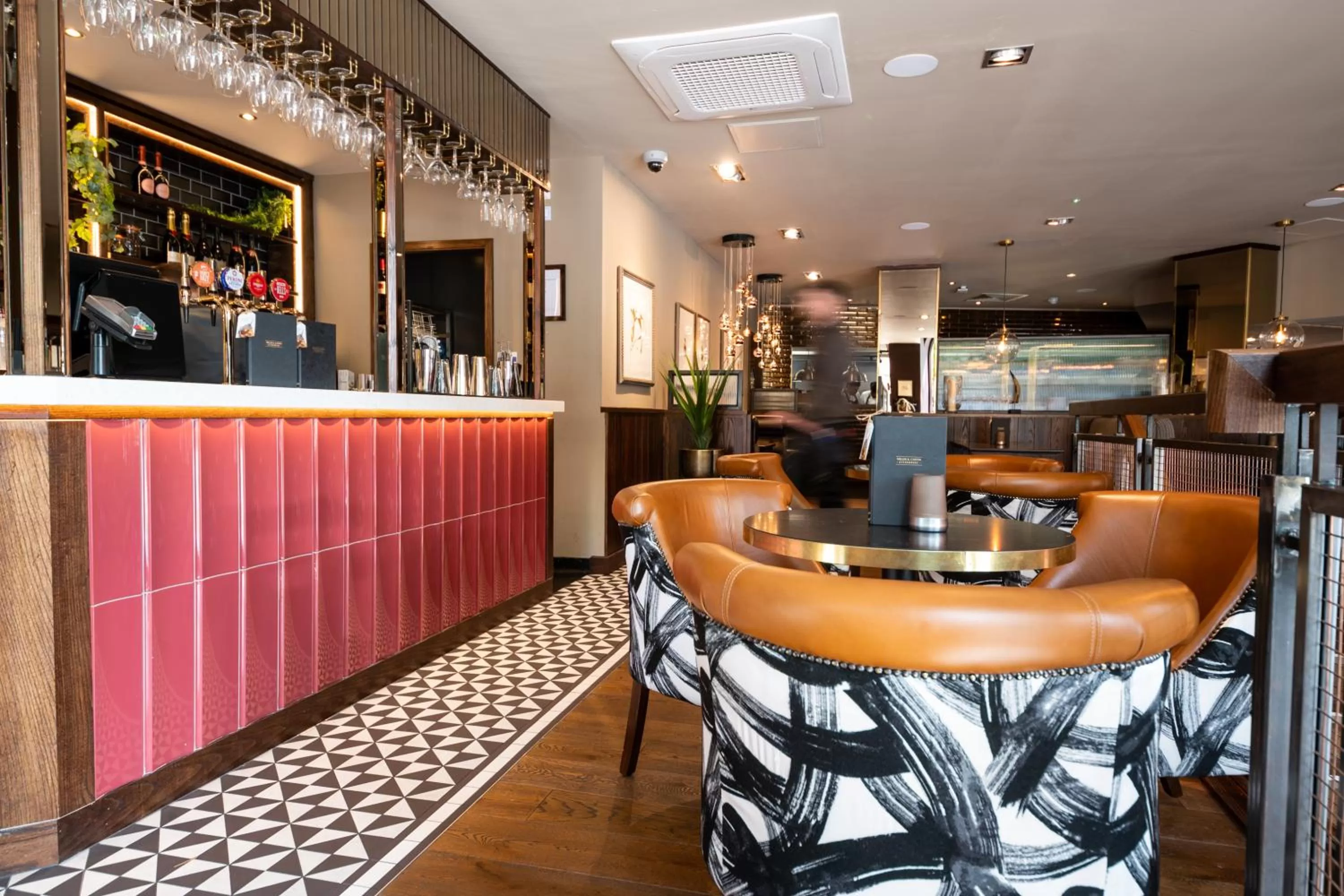 Lounge or bar, Lounge/Bar in Miller & Carter Sheffield by Innkeeper's Collection