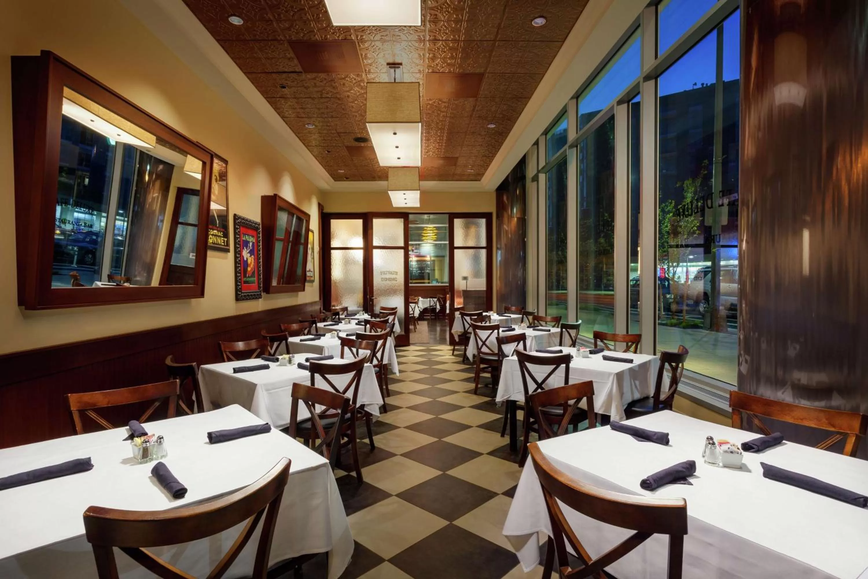 Restaurant/places to eat in Hilton Garden Inn Washington DC/Georgetown Area