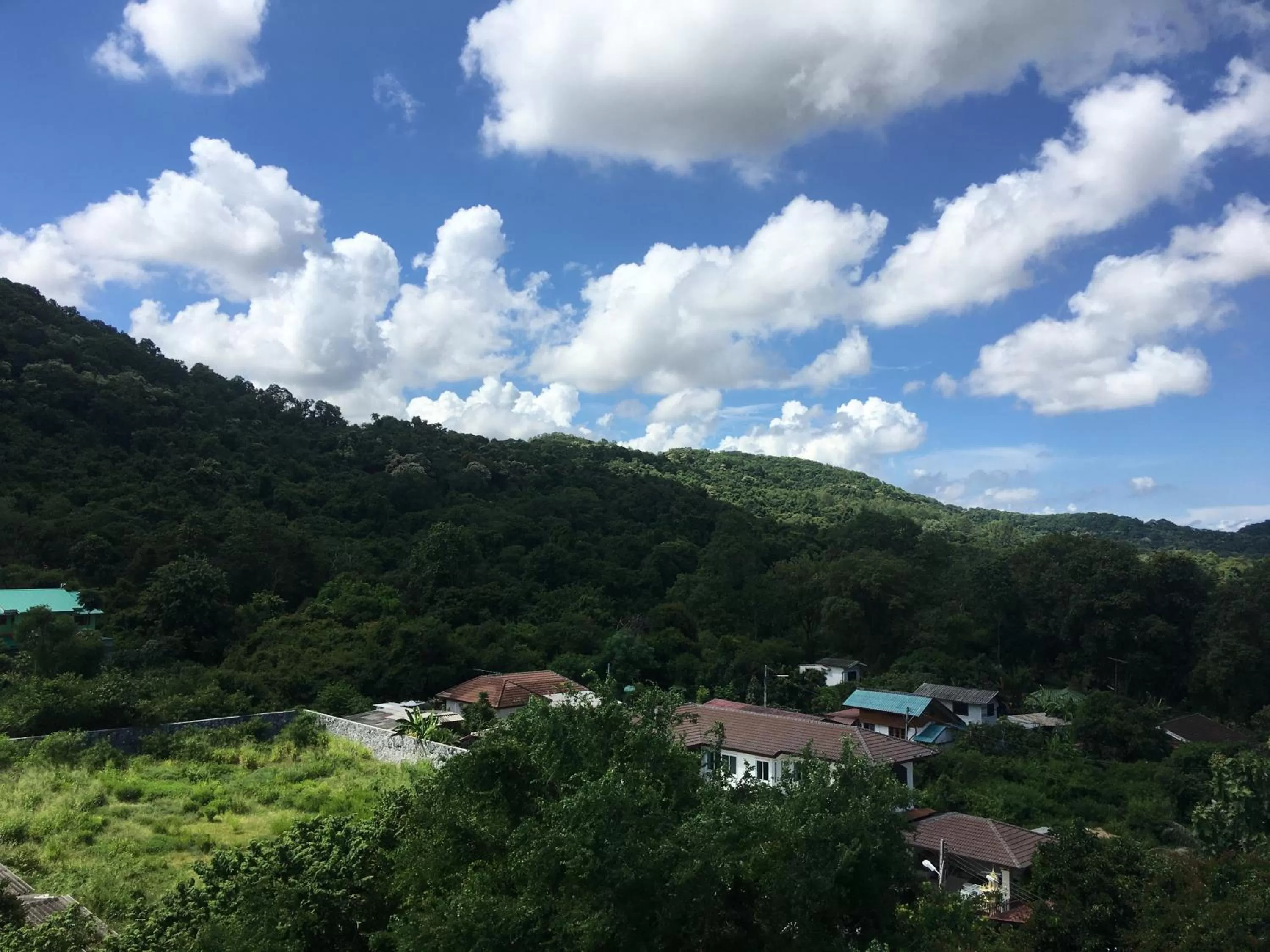 Mountain view in Horsehill Hotel Sriracha