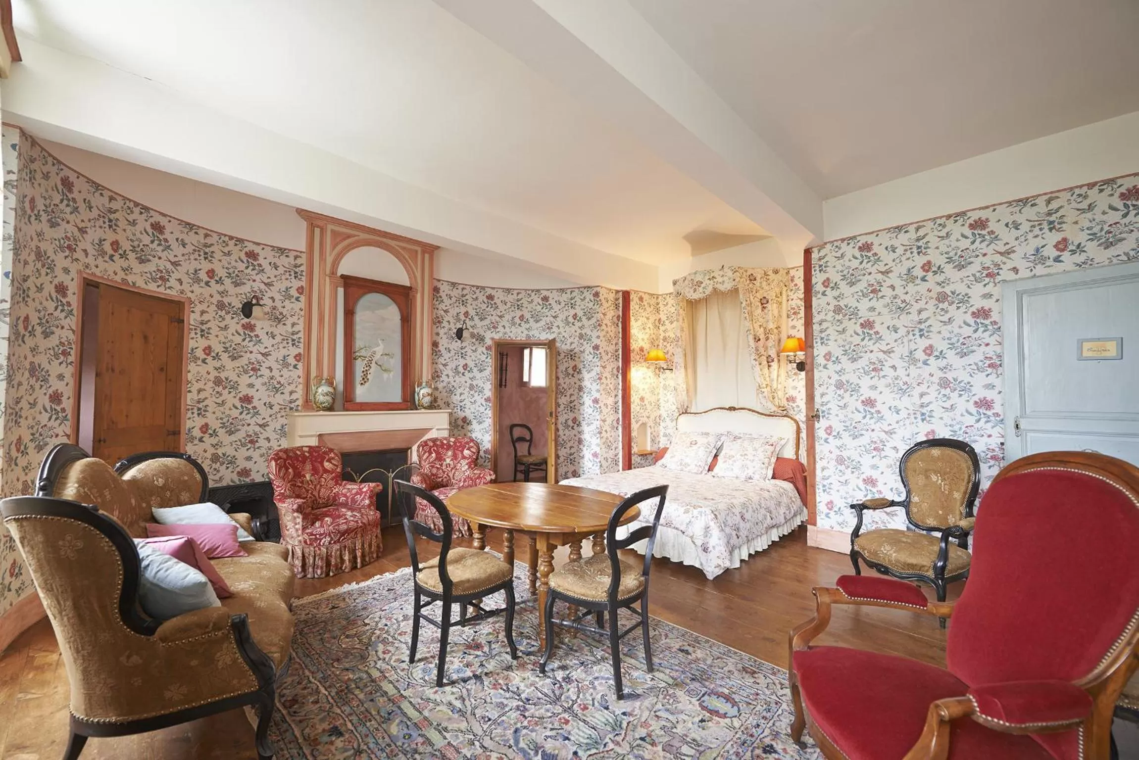 Photo of the whole room, Bed in La Halte du Temps