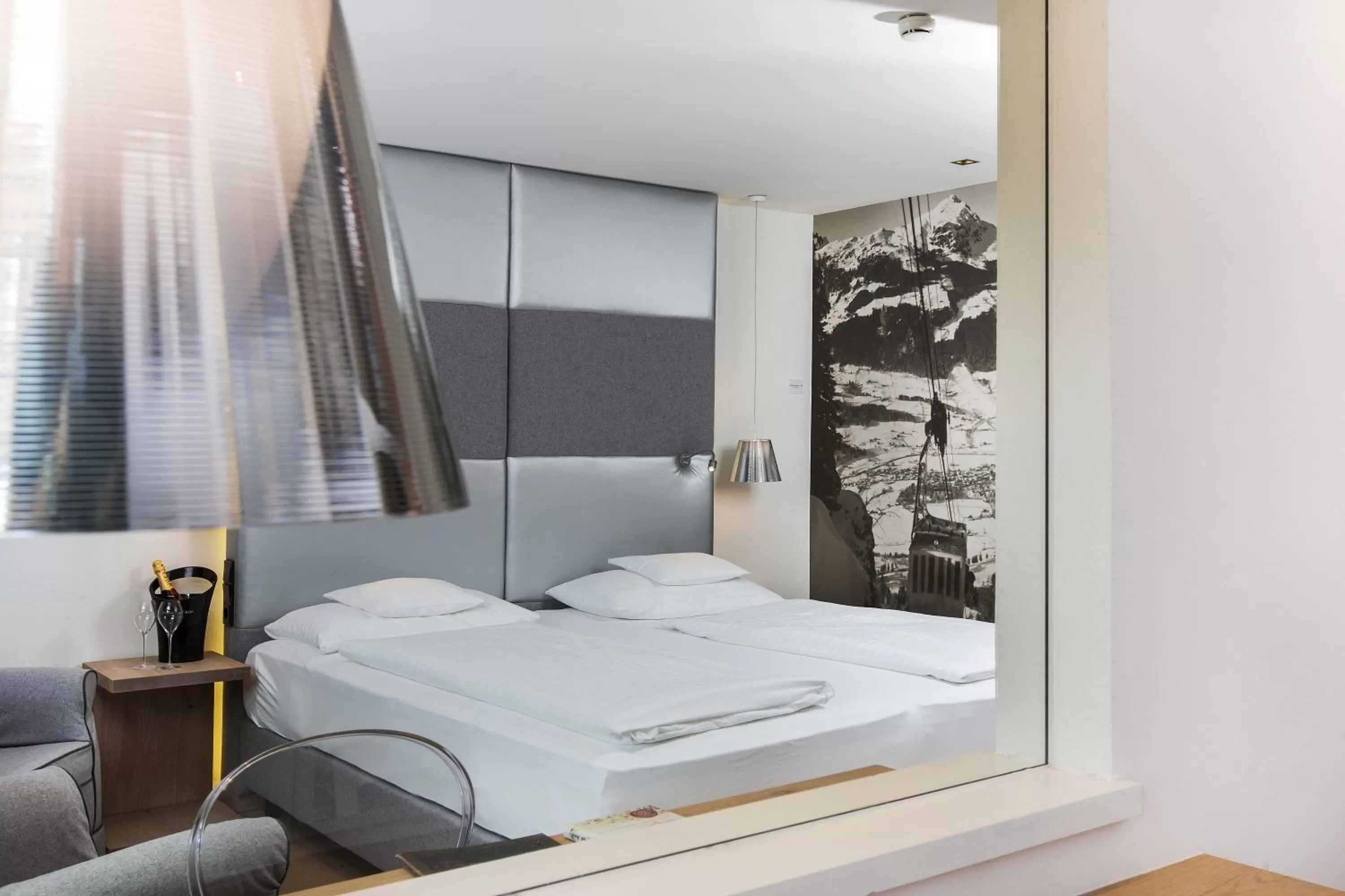 Photo of the whole room, Bed in Das Reisch