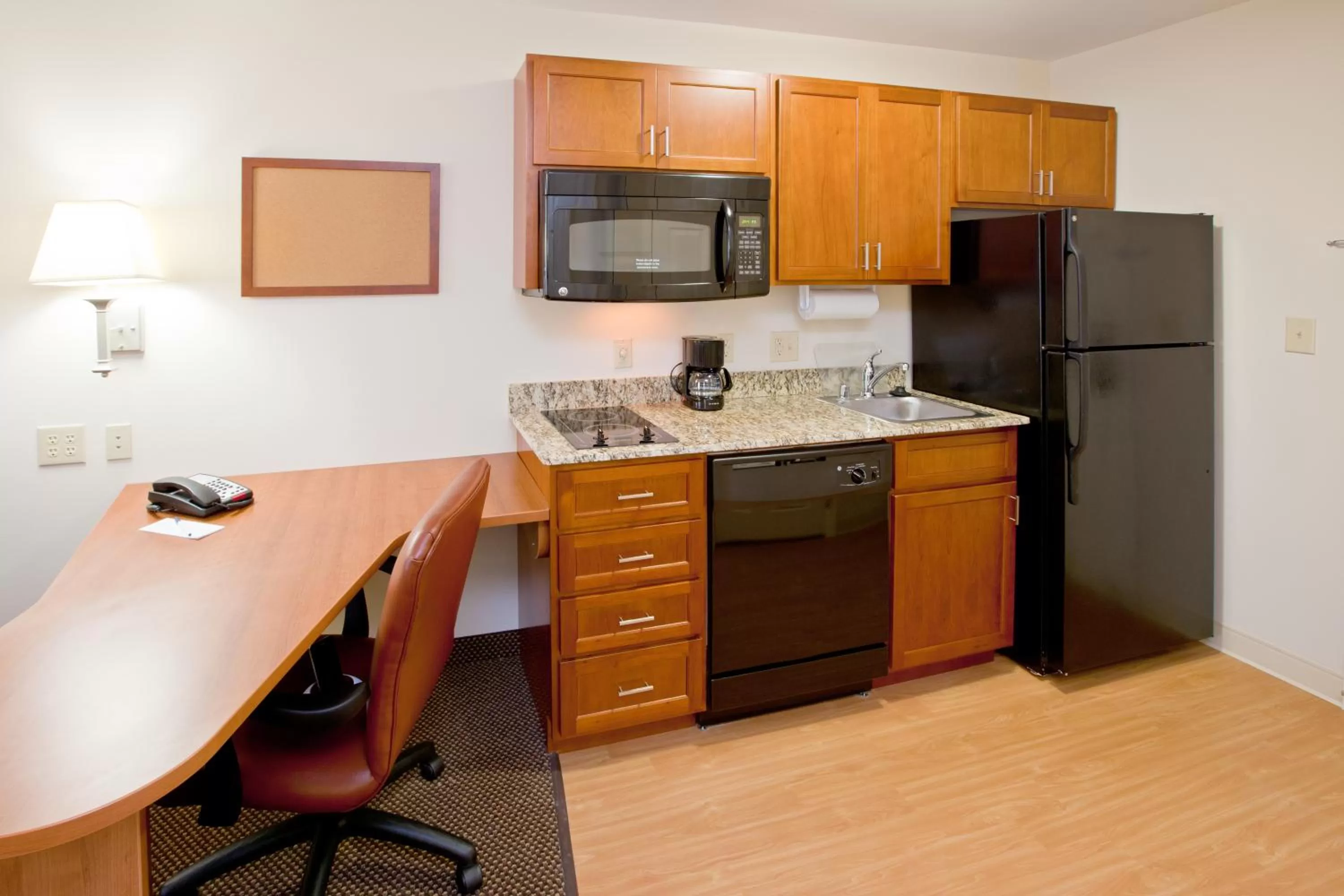 Kitchen or kitchenette in Candlewood Suites Radcliff - Fort Knox by IHG