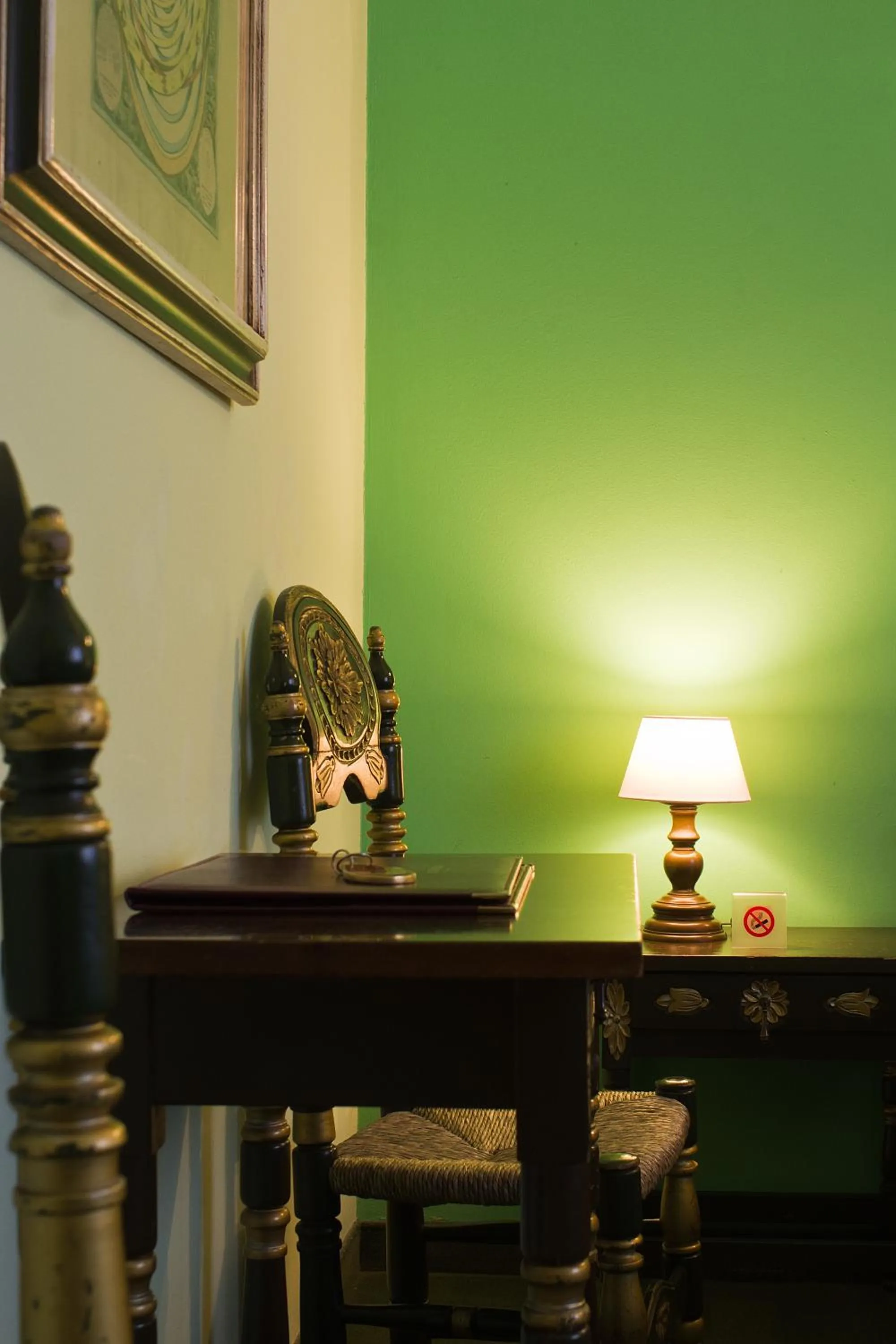 Decorative detail in Hotel Città Dei Mille