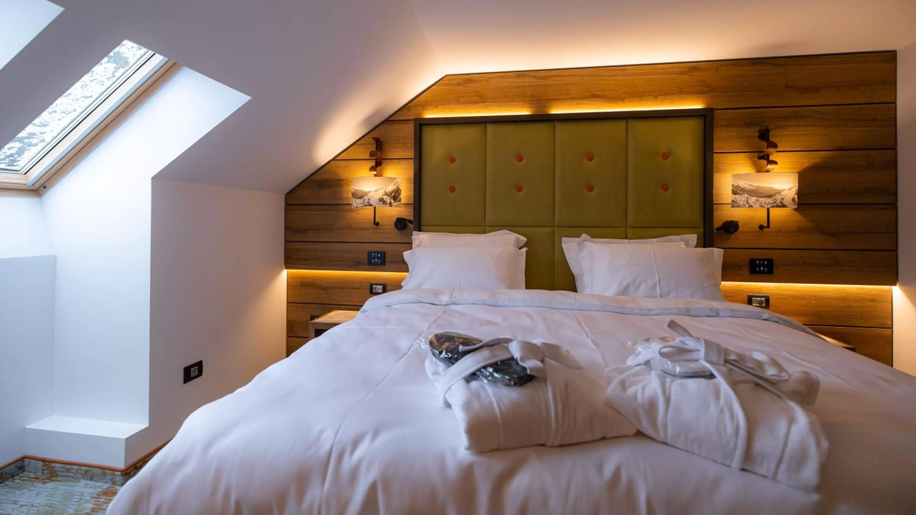 Bed in Hotel Belmont