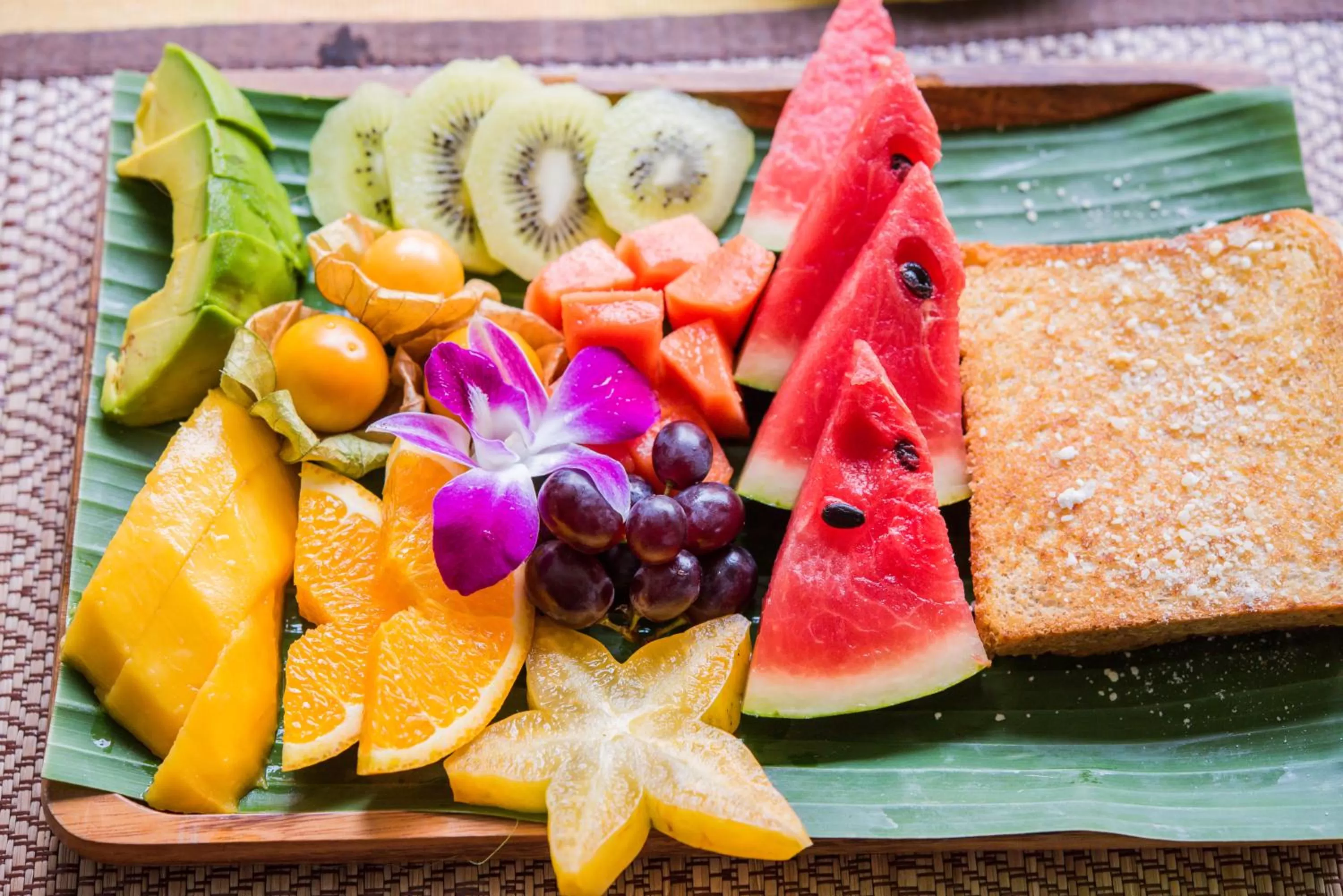 Restaurant/places to eat in Chedi Home