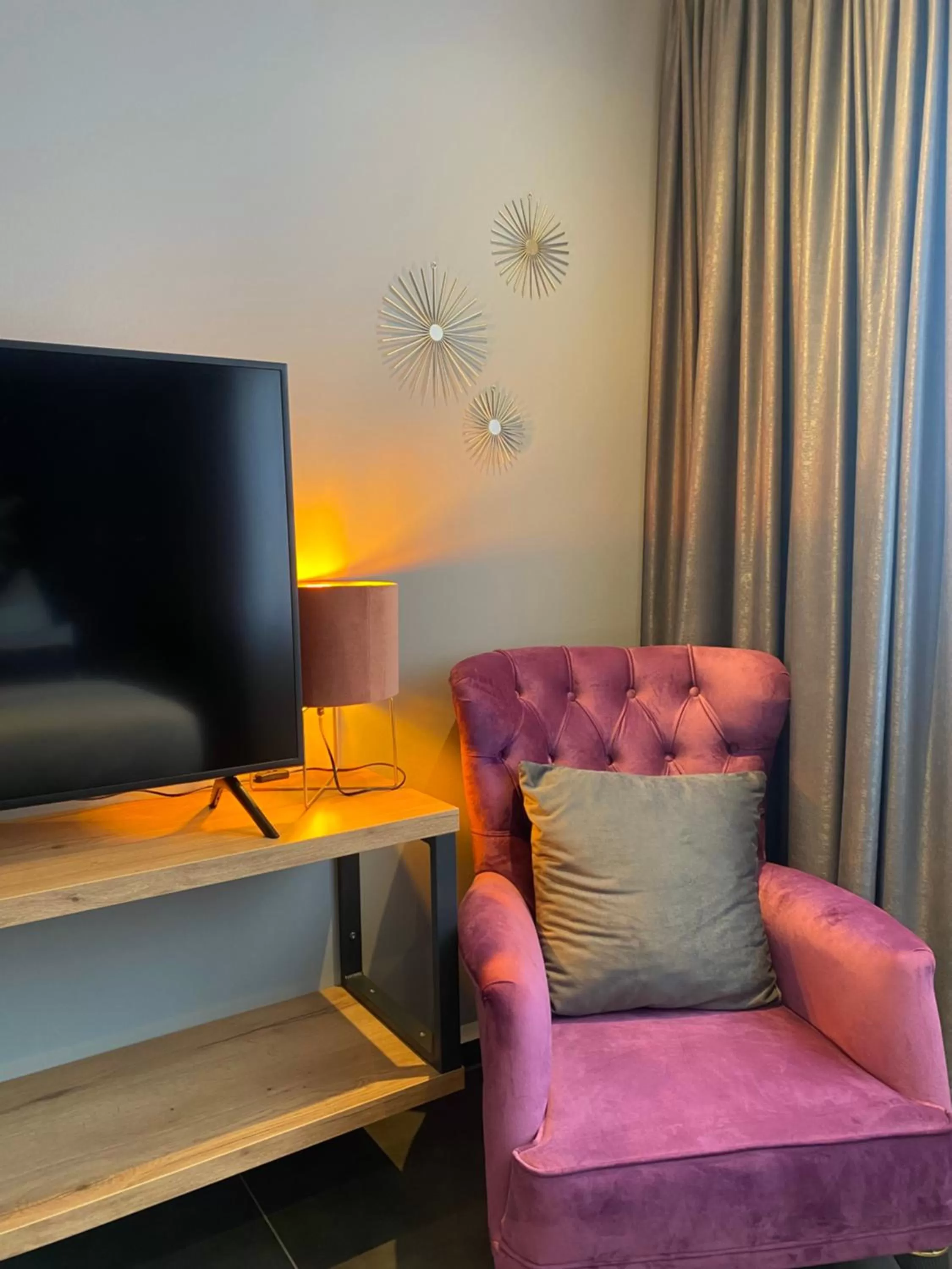 TV and multimedia in MARRAM Suitehotel