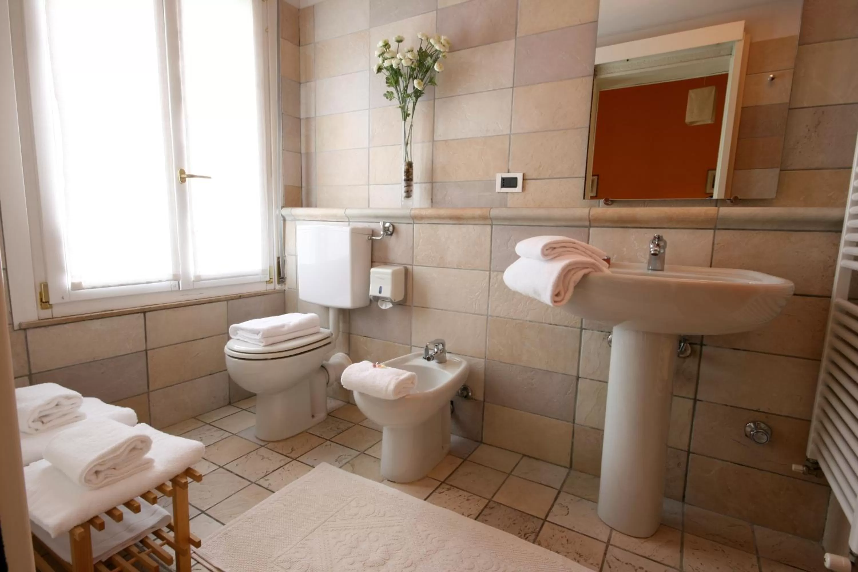 Shower in Corte Posta B&B