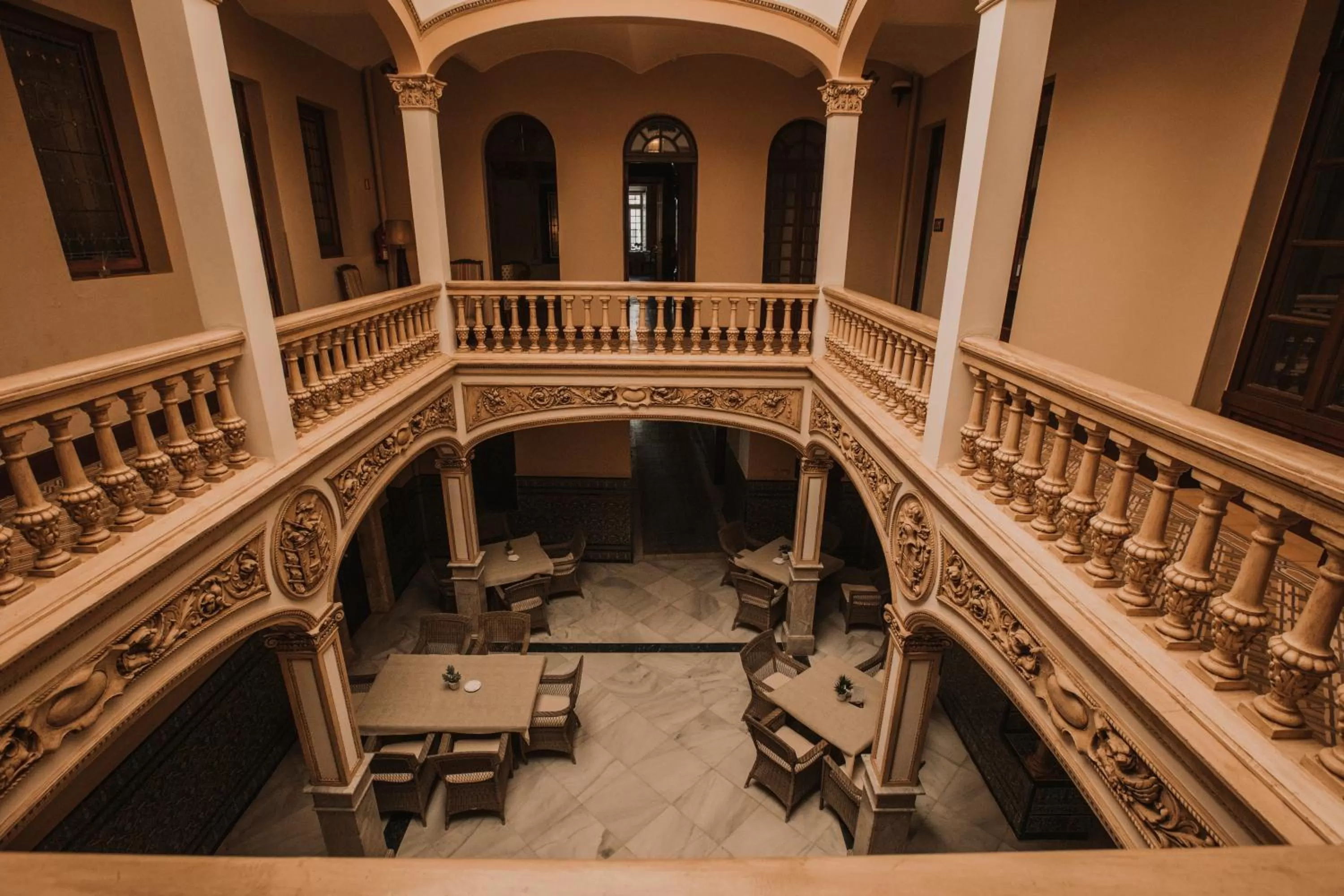 Patio in Hotel Rural OLIVENZA PALACIO
