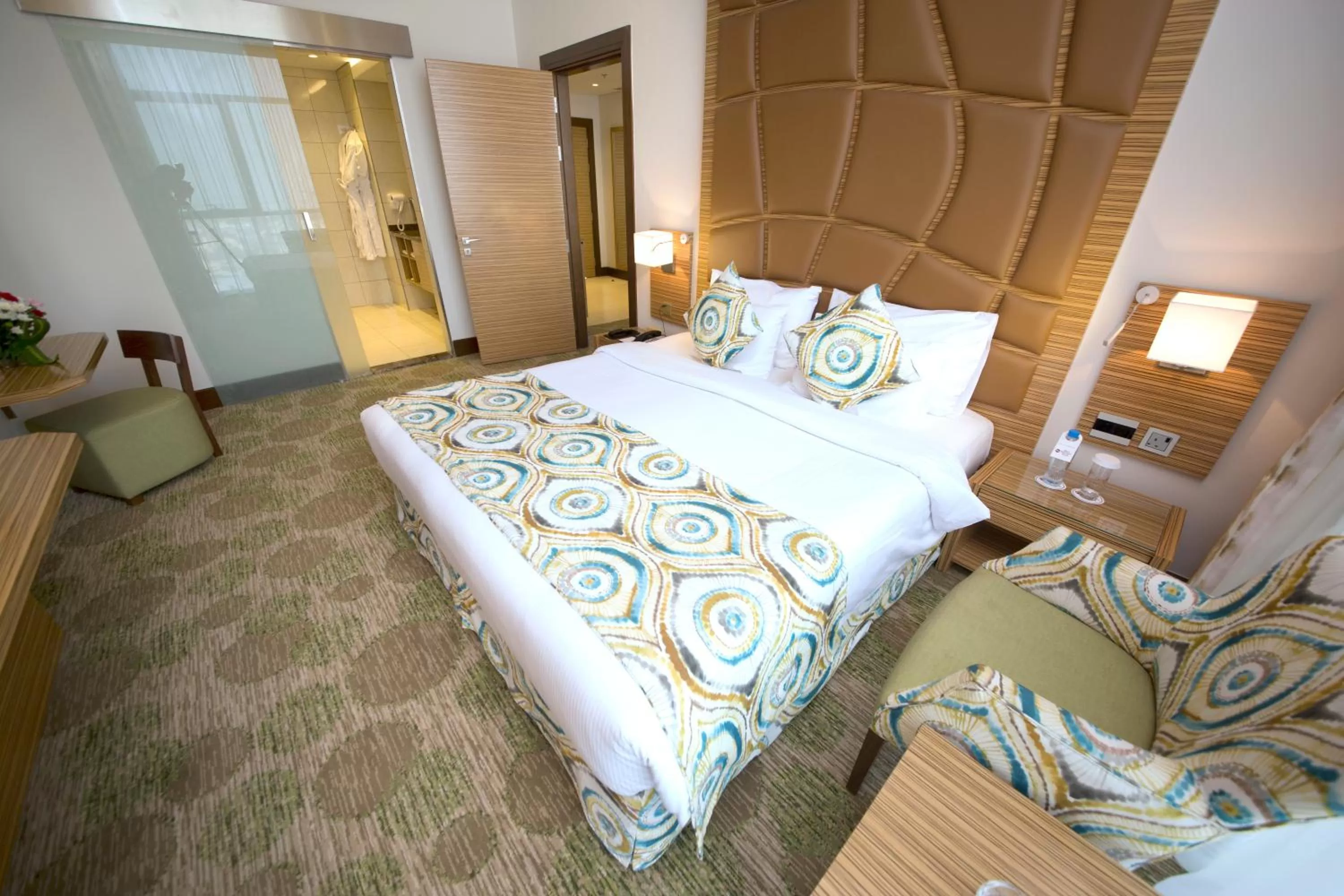 Bedroom, Bed in Best Western Plus Pearl Creek