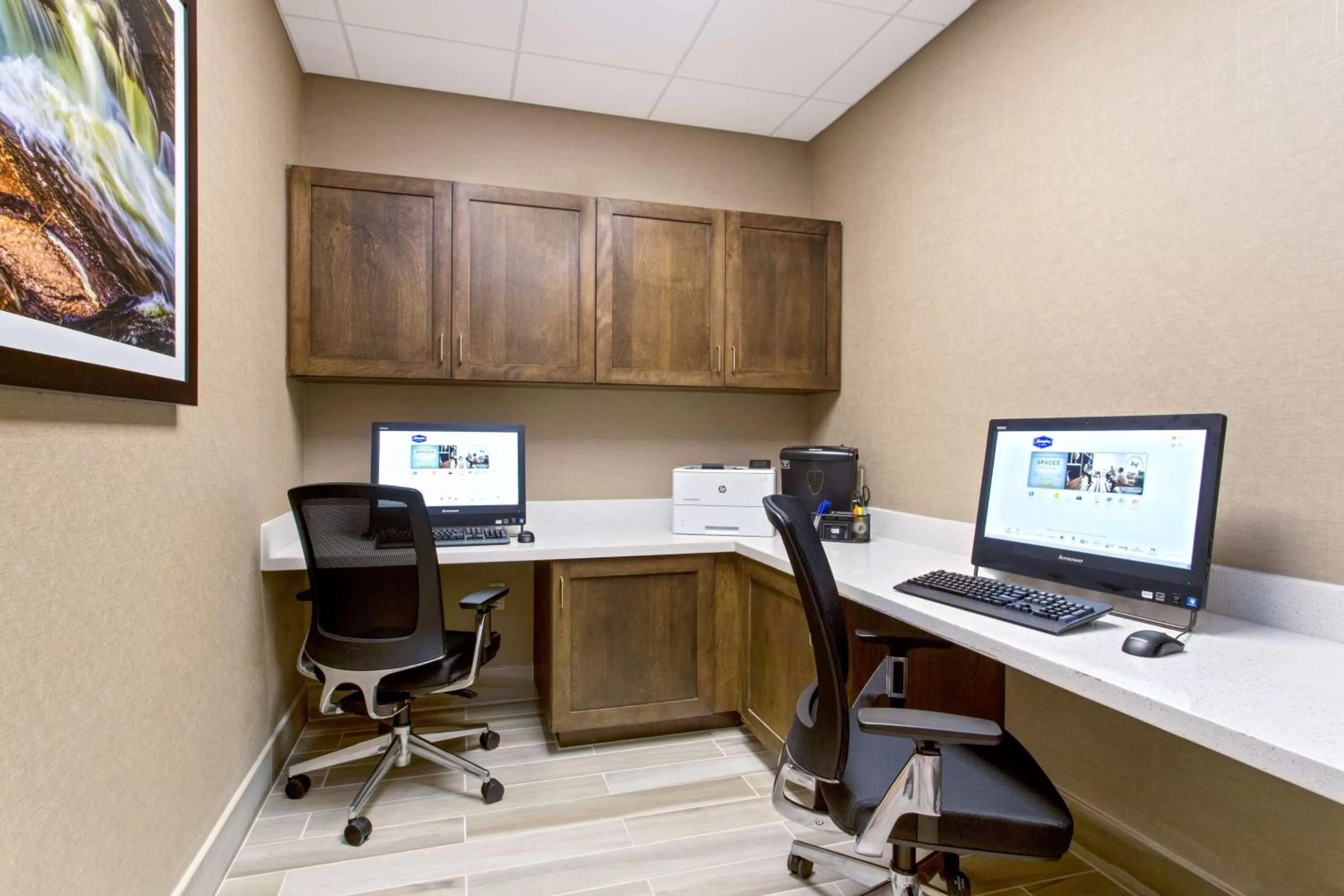 Business facilities in Hampton Inn Sault Ste Marie, MI