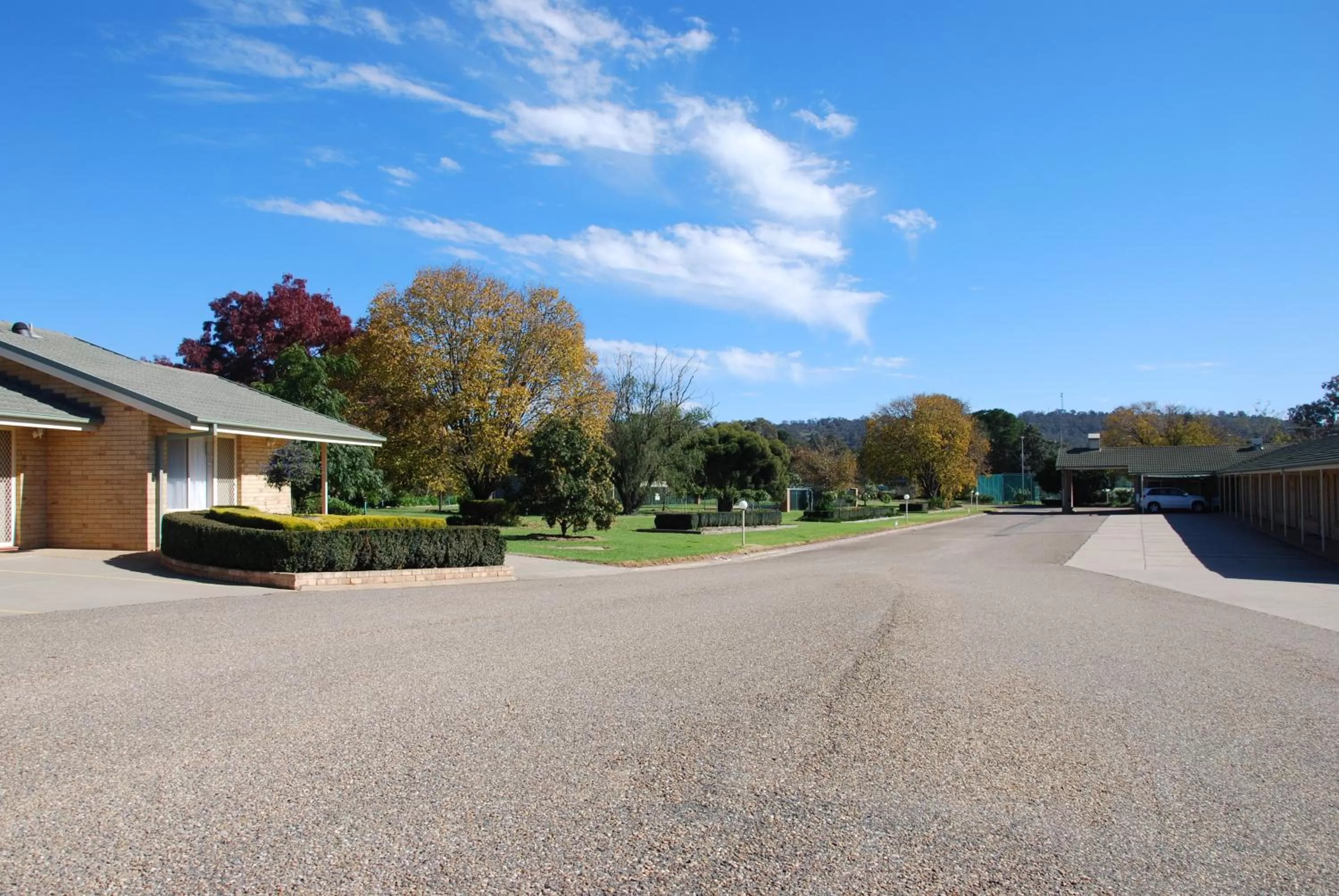Property building in Golfview Motor Inn