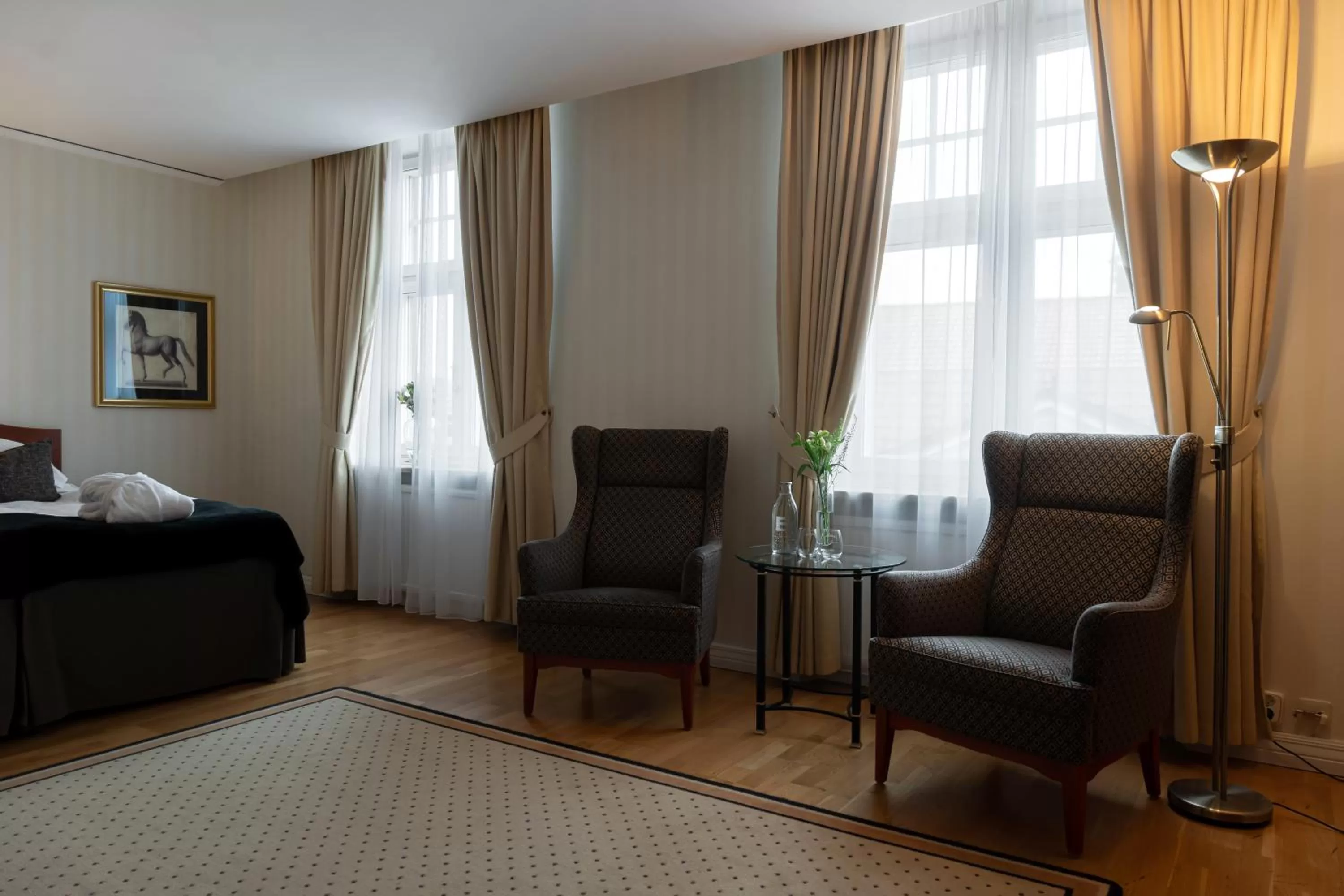 Seating area, Bed in Elite Stadshotellet Västerås