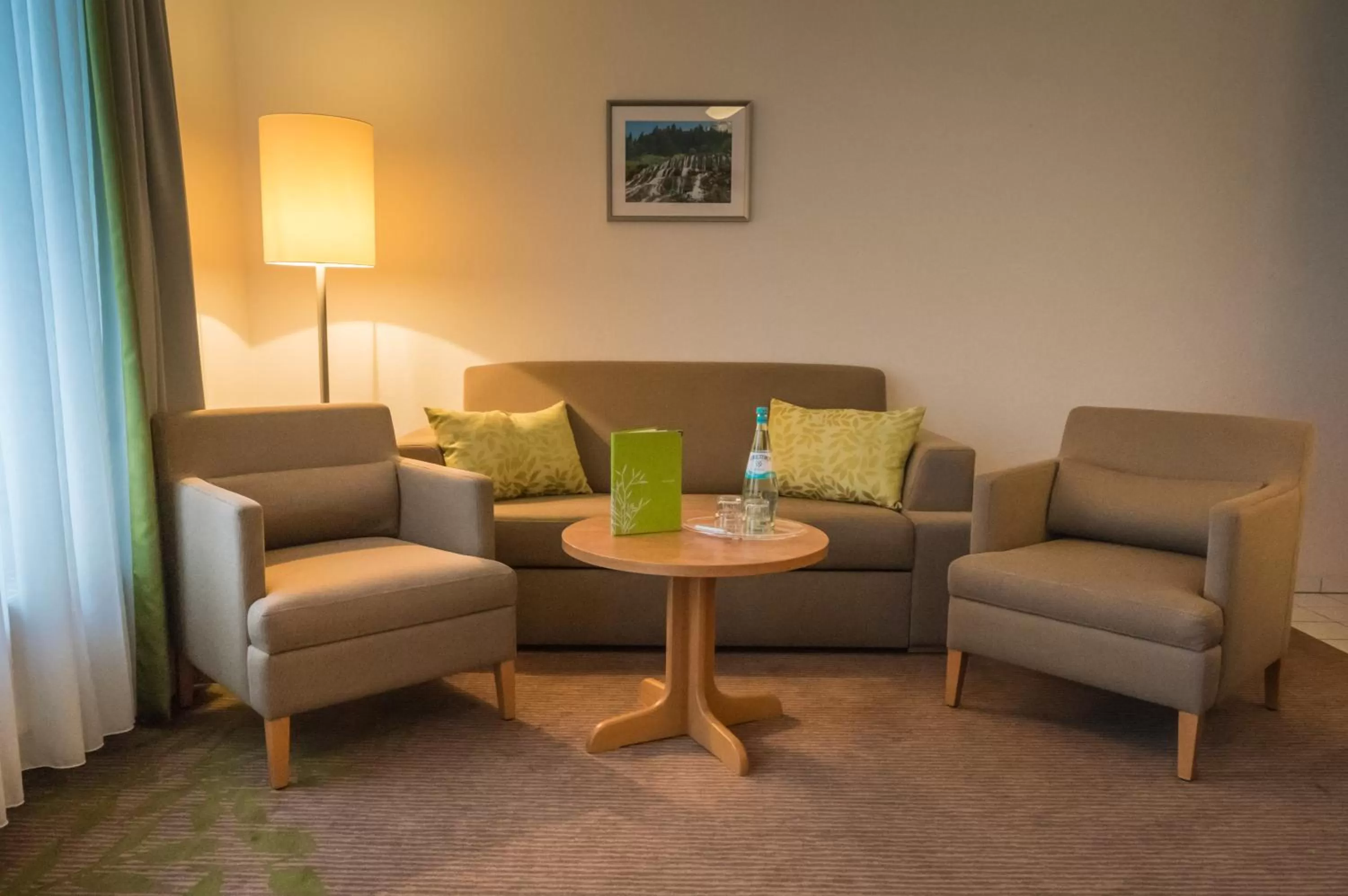 Photo of the whole room in Hotel Mingarden