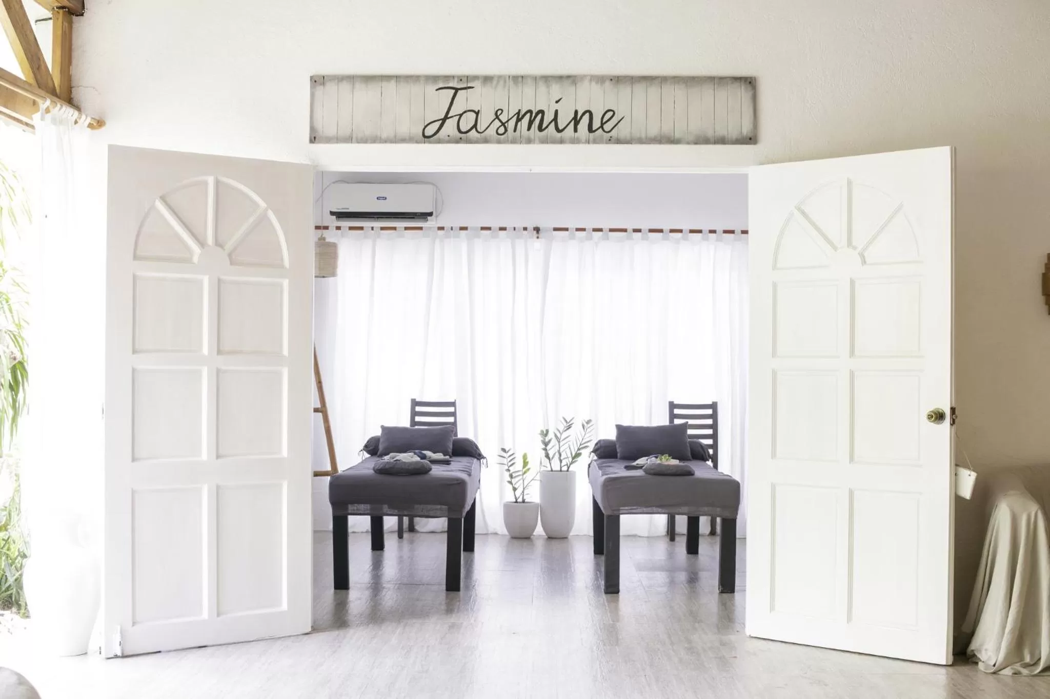 Spa and wellness centre/facilities in Ocean Vida Beach and Dive Resort