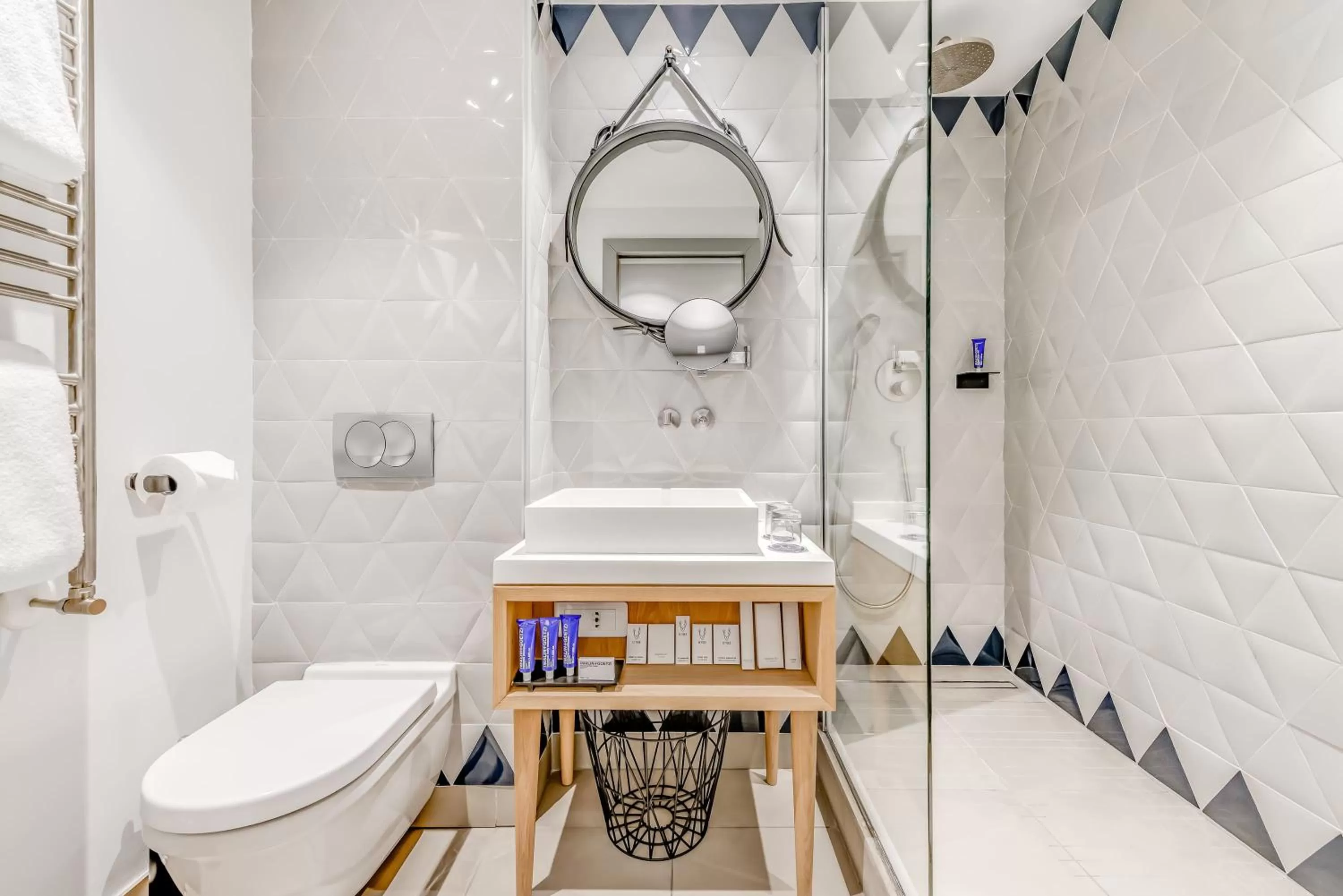 Shower in Le Yule Hotel & Spa