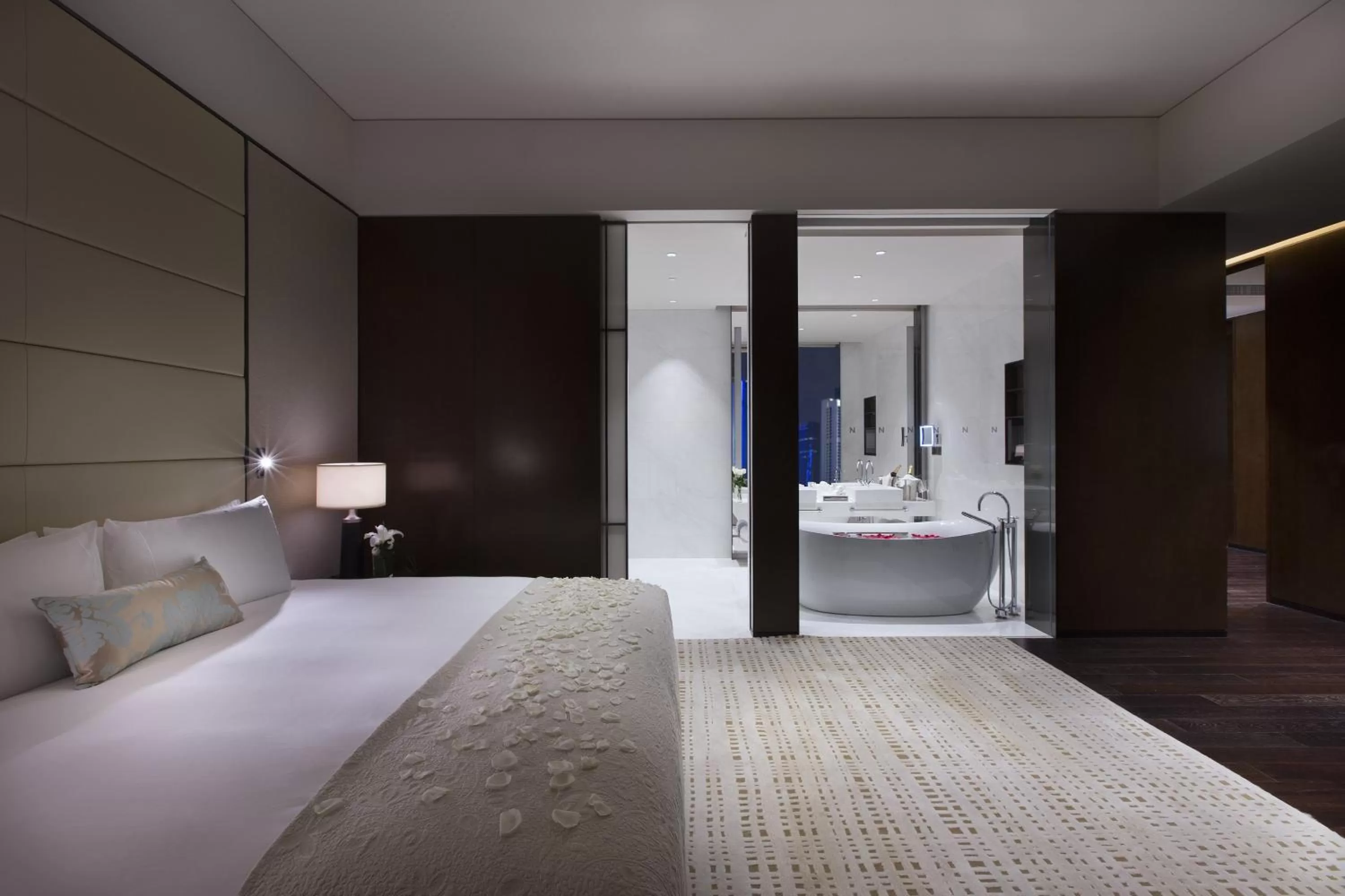 Bedroom, Bed in Niccolo Chengdu