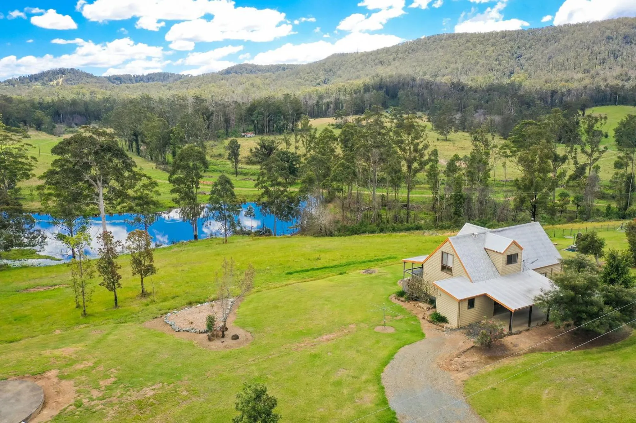 Garden view in Clarendon Forest Retreat