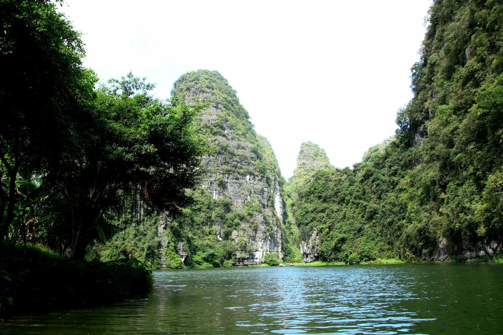 Nearby landmark in Lotus Hotel Ninh Bình