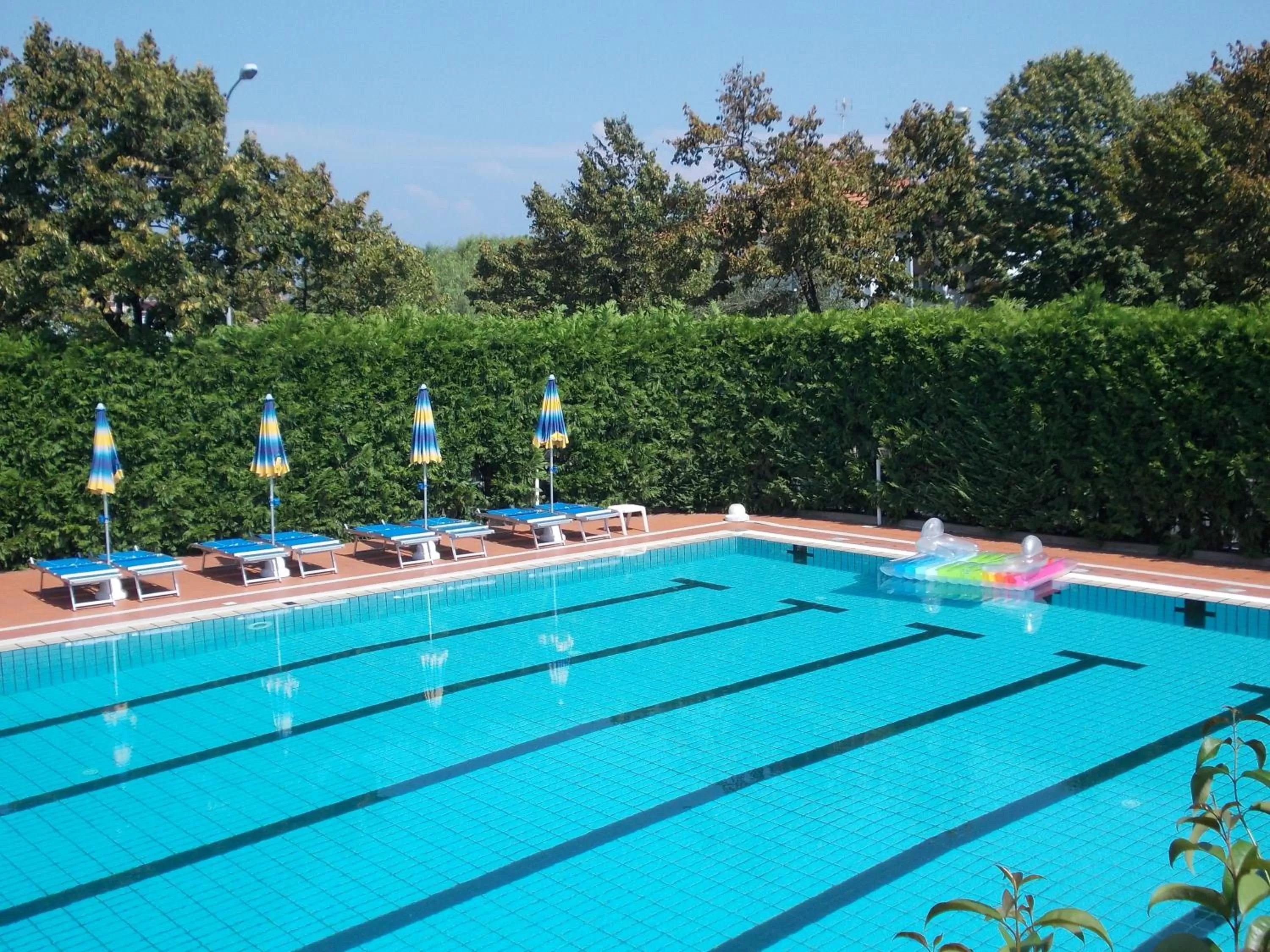 Swimming pool in Residence Aurora Wellness & Spa