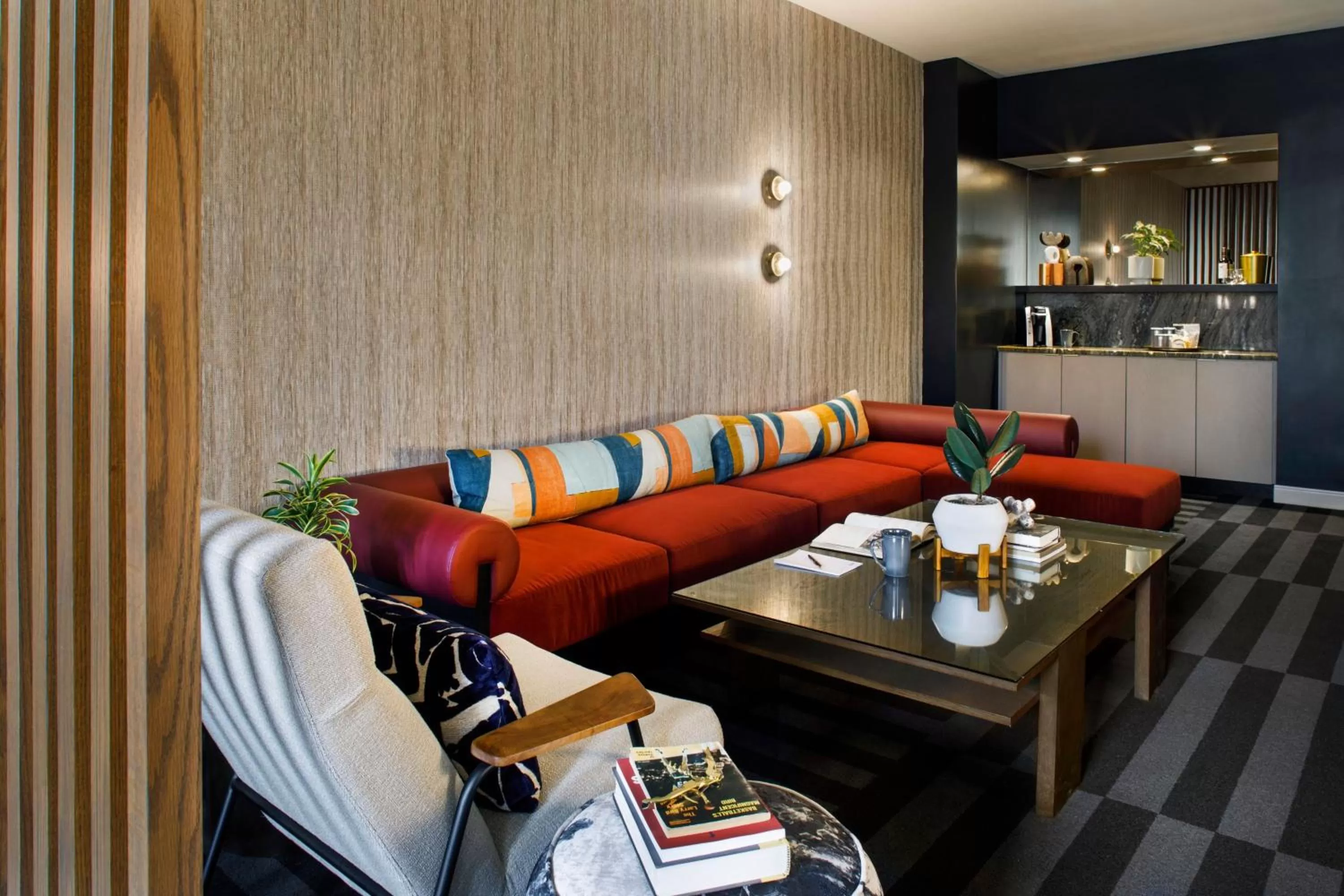 Living room in Hotel Indy, Indianapolis, a Tribute Portfolio Hotel