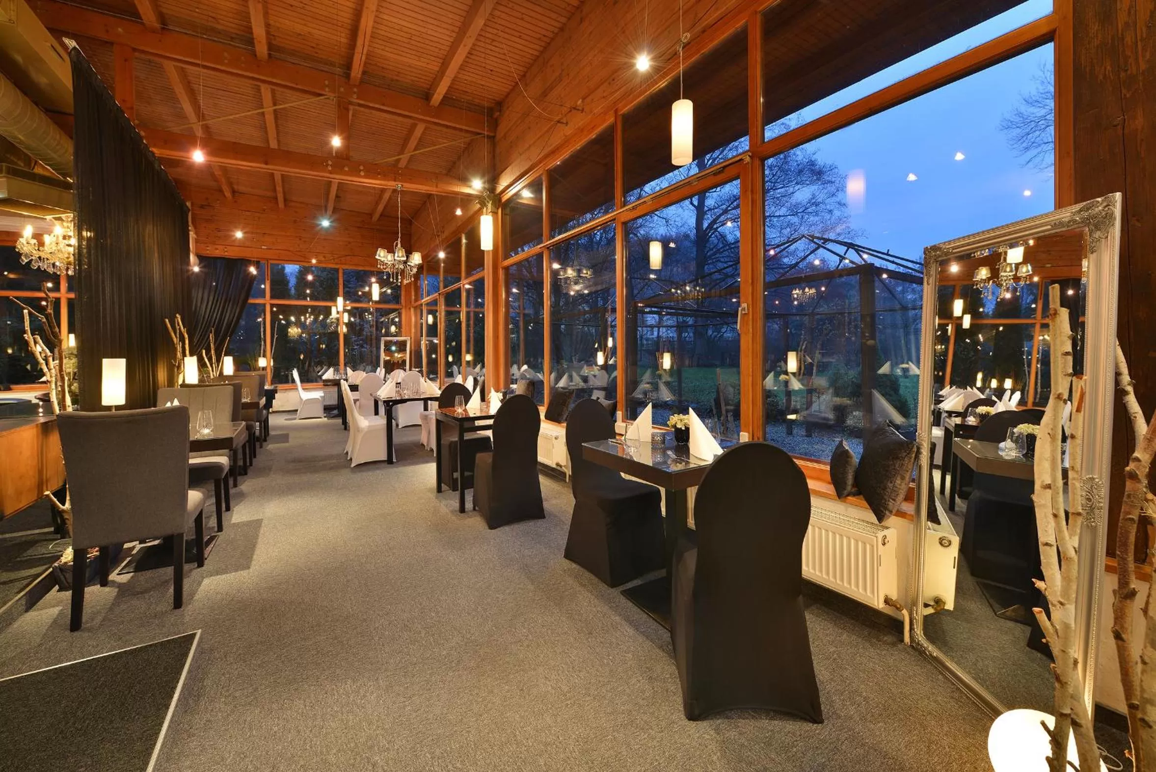 Restaurant/places to eat in Parkhotel Morris Novy Bor