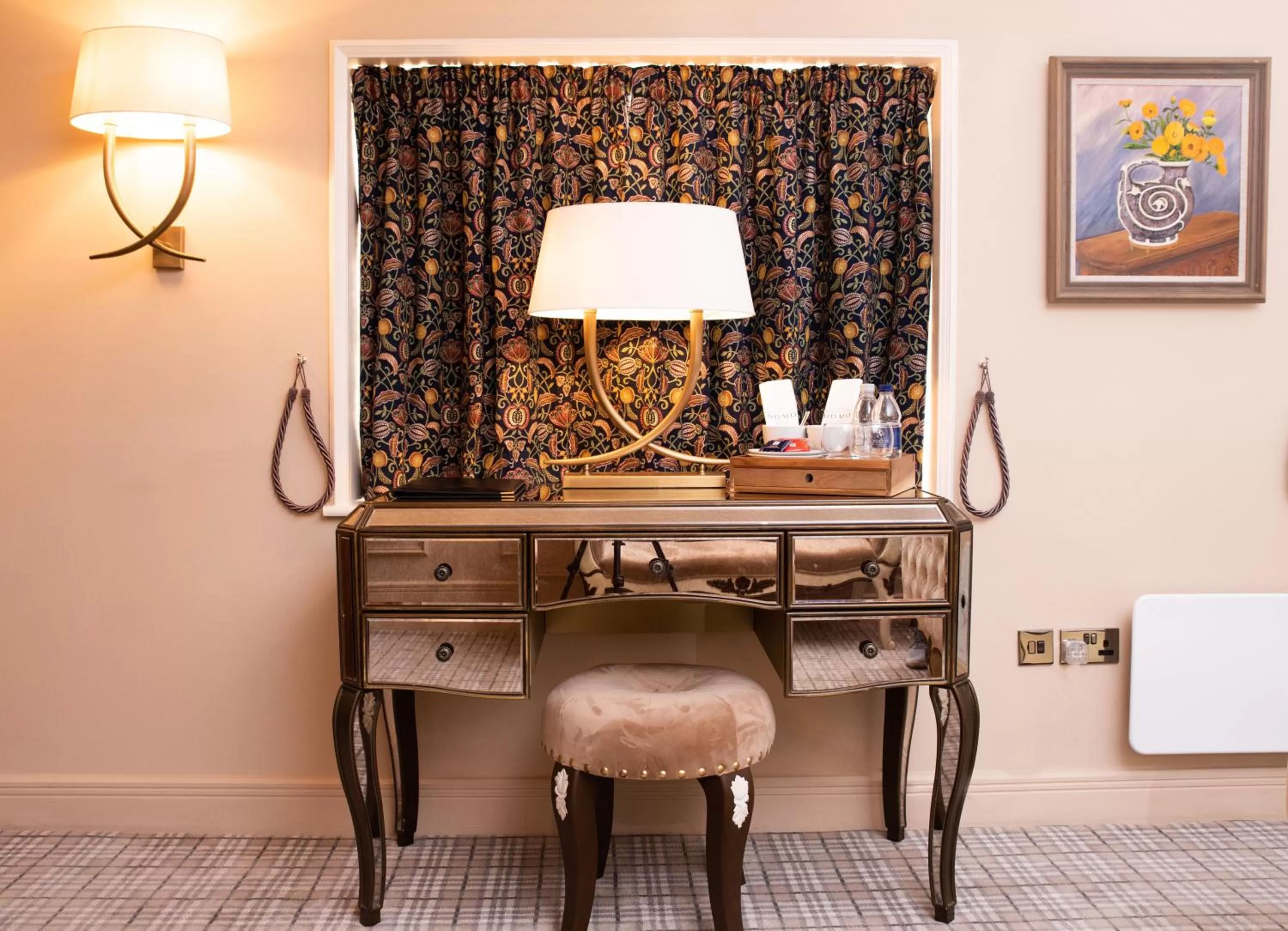 hair dresser in Domo Boutique Hotel