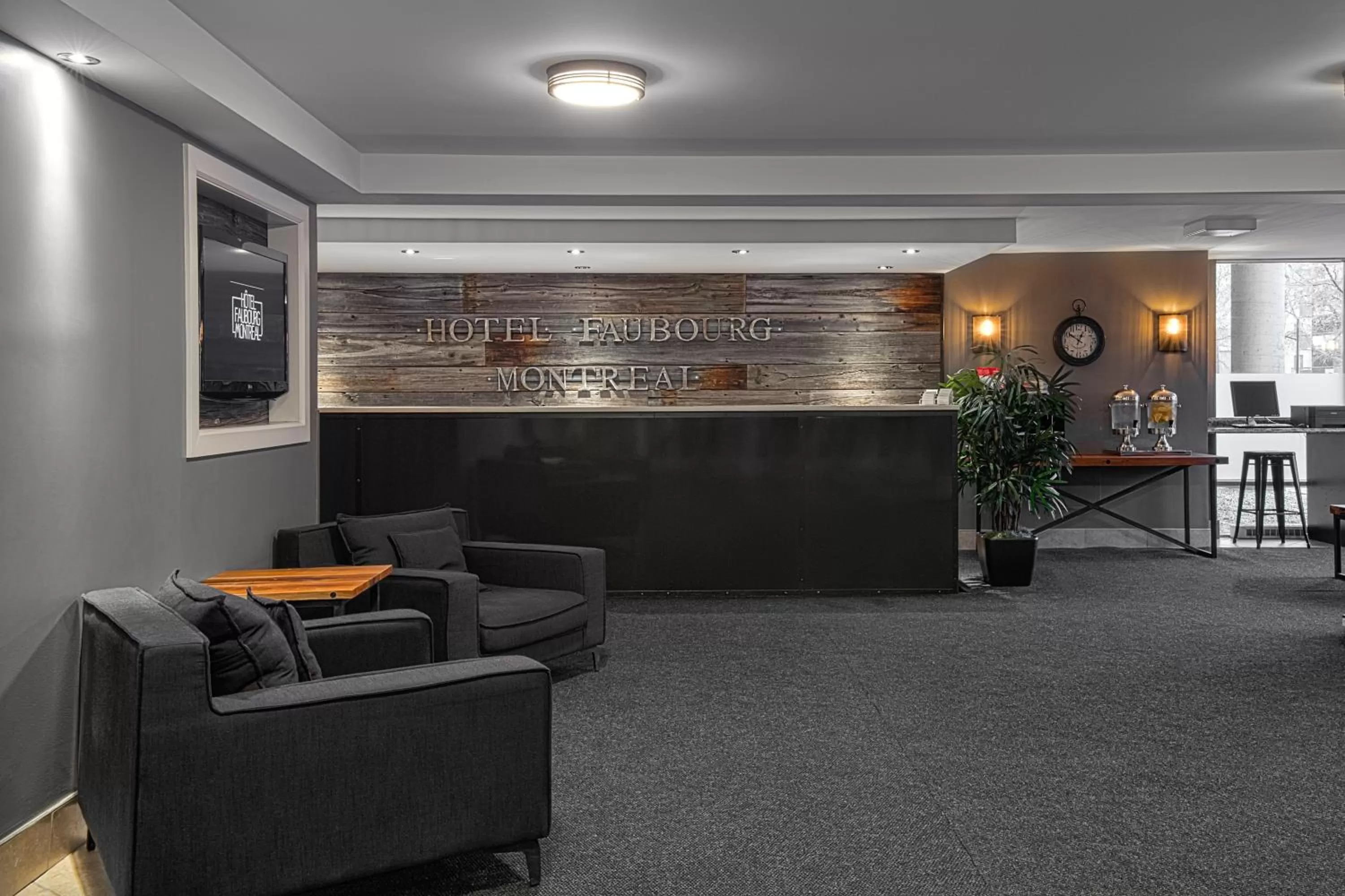 Lobby or reception in Hotel Faubourg Montreal Centre-Ville Downtown