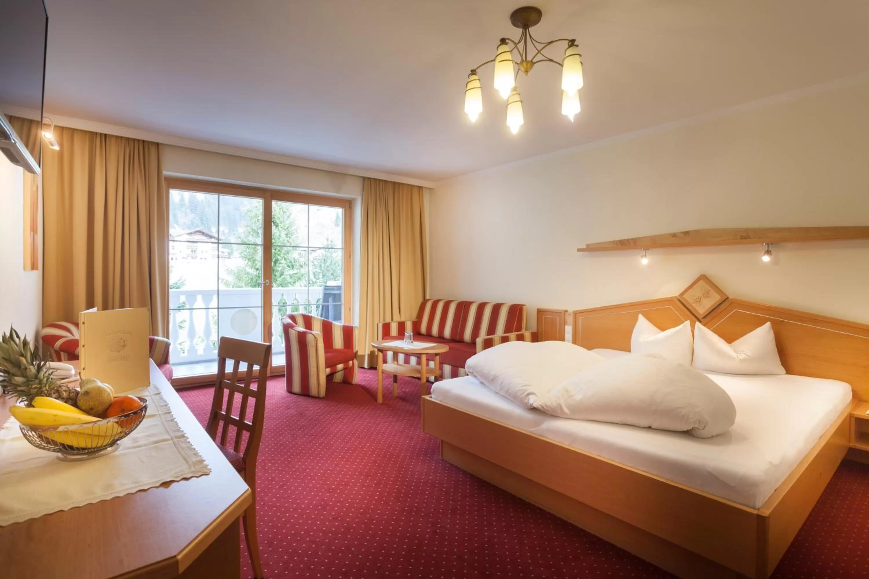 TV and multimedia, Bed in Familotel Kindl