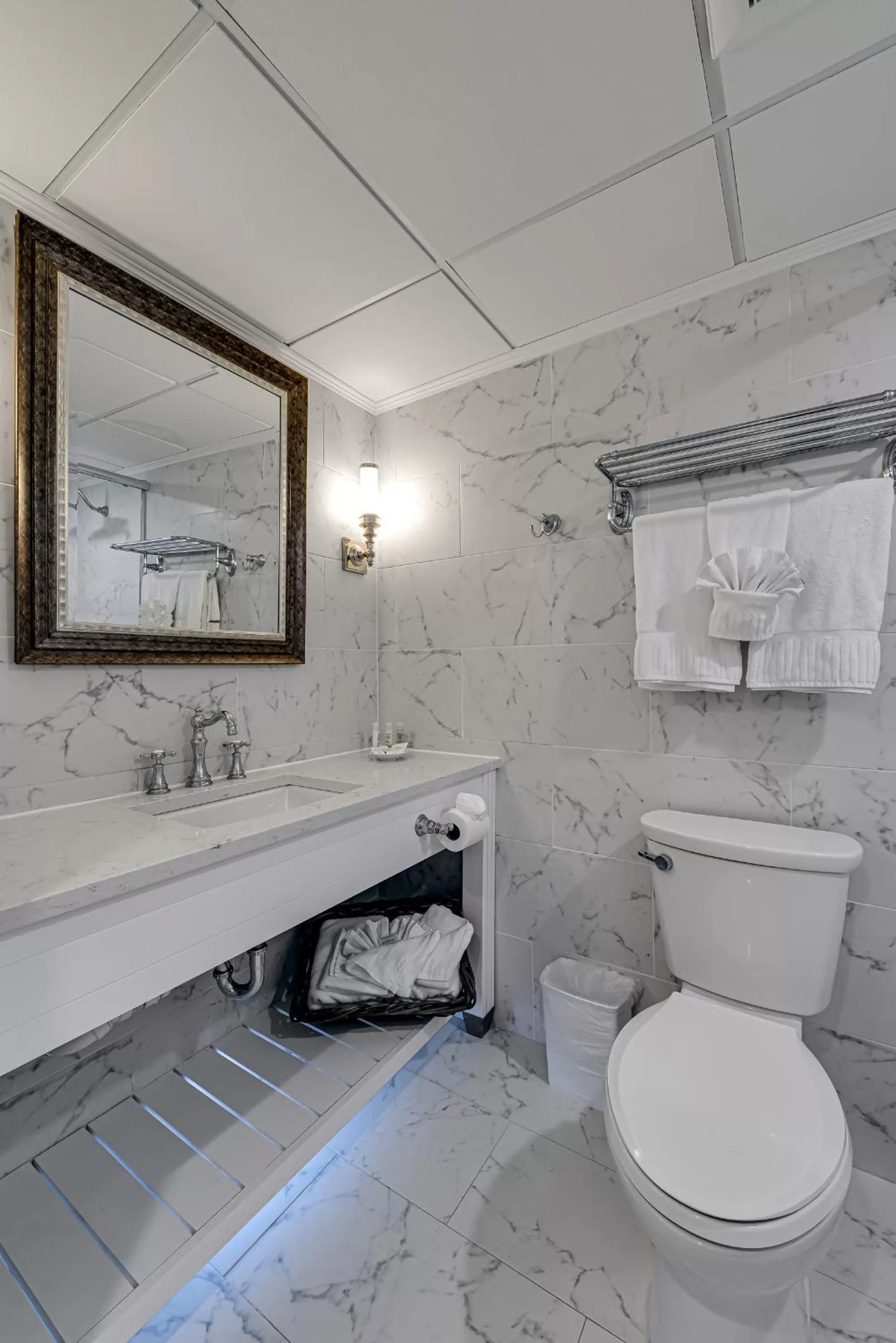 Bathroom in ICONA Avalon