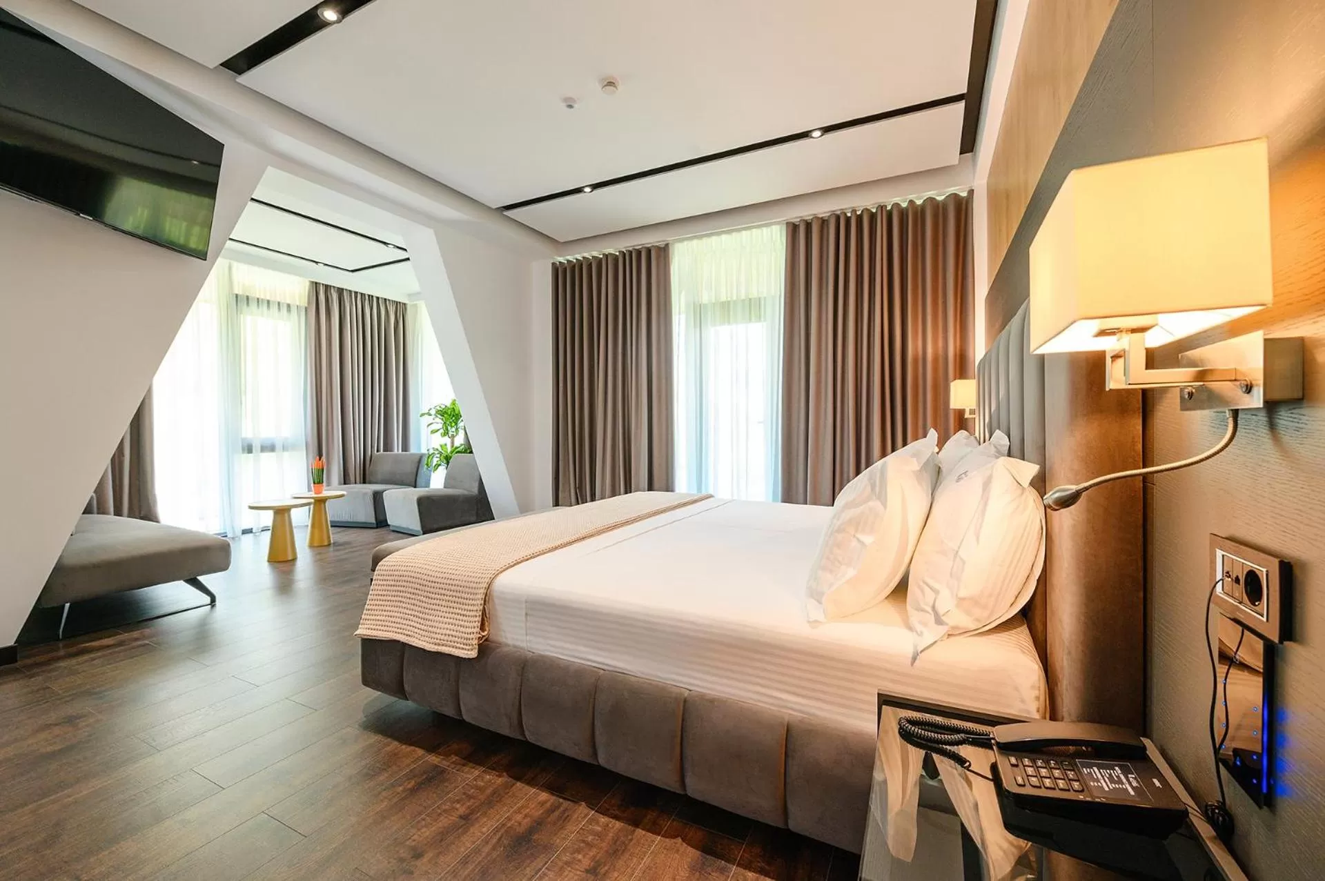 Bedroom, Bed in Hotel Uji Ftohte Tepelene