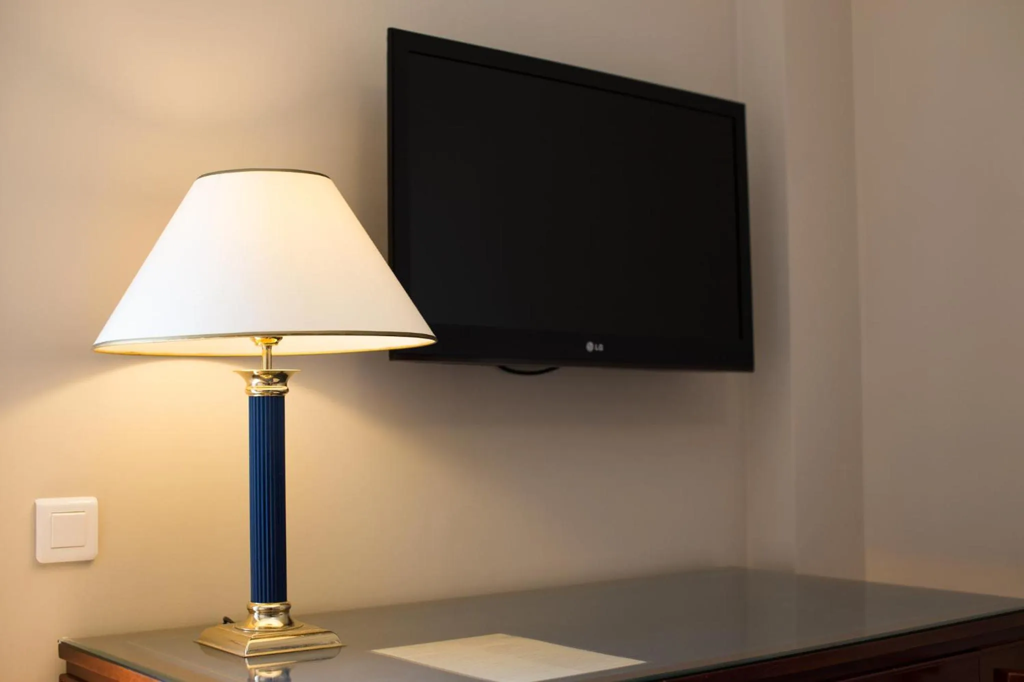 TV and multimedia in Delice Hotel - Family Apartments