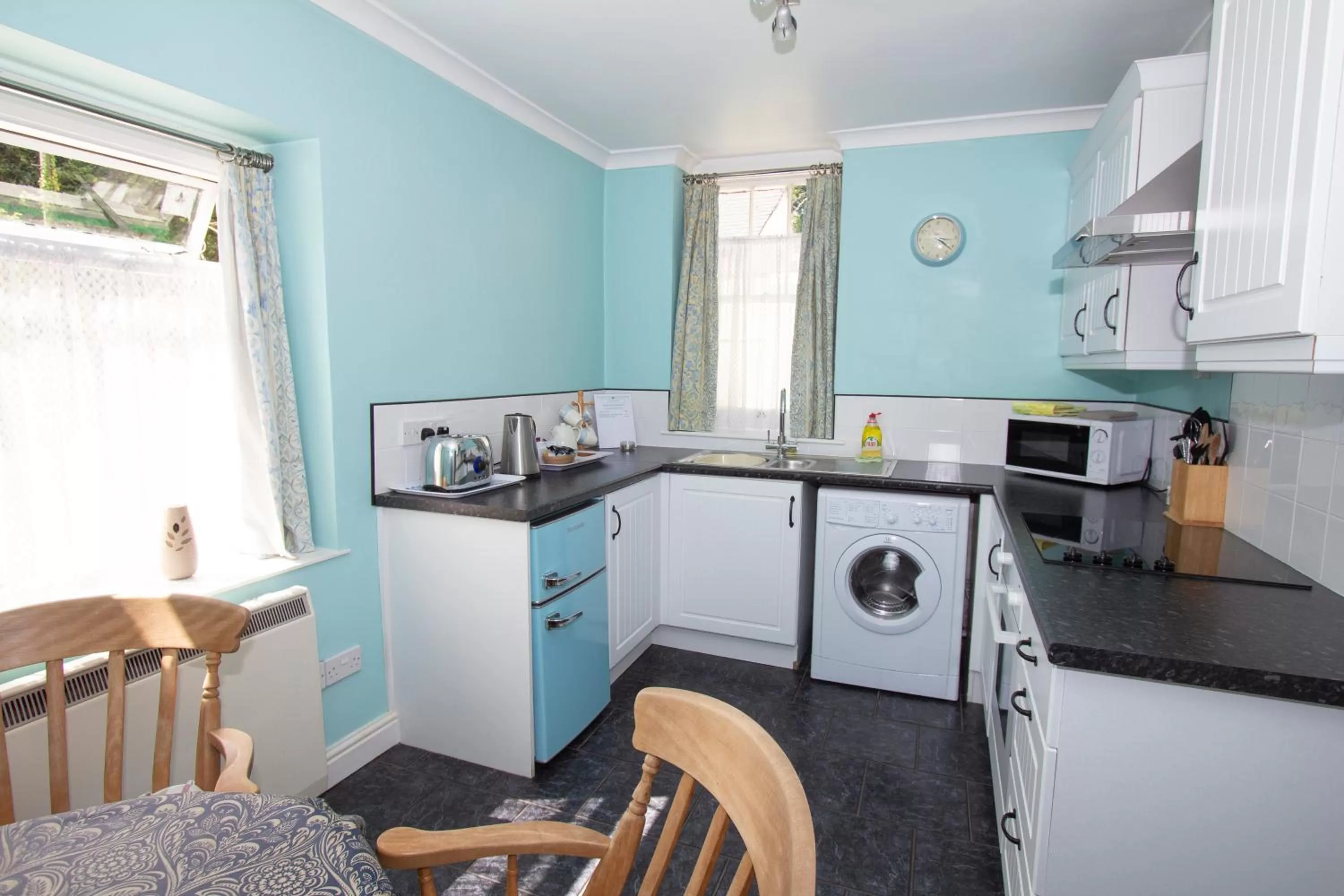 Kitchen or kitchenette in Penrose Bed & Breakfast