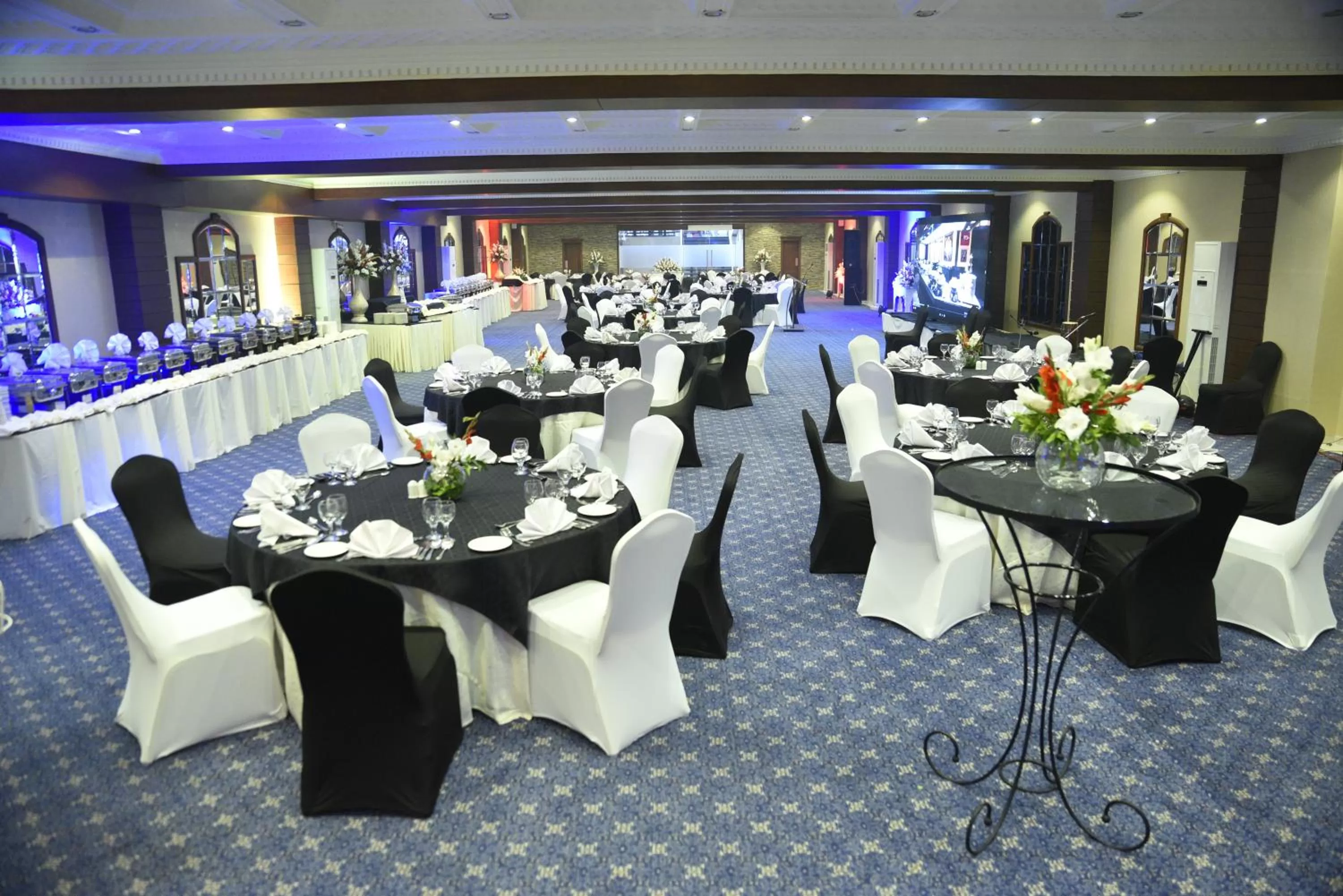 Banquet/Function facilities in Avari Xpress Faisalabad