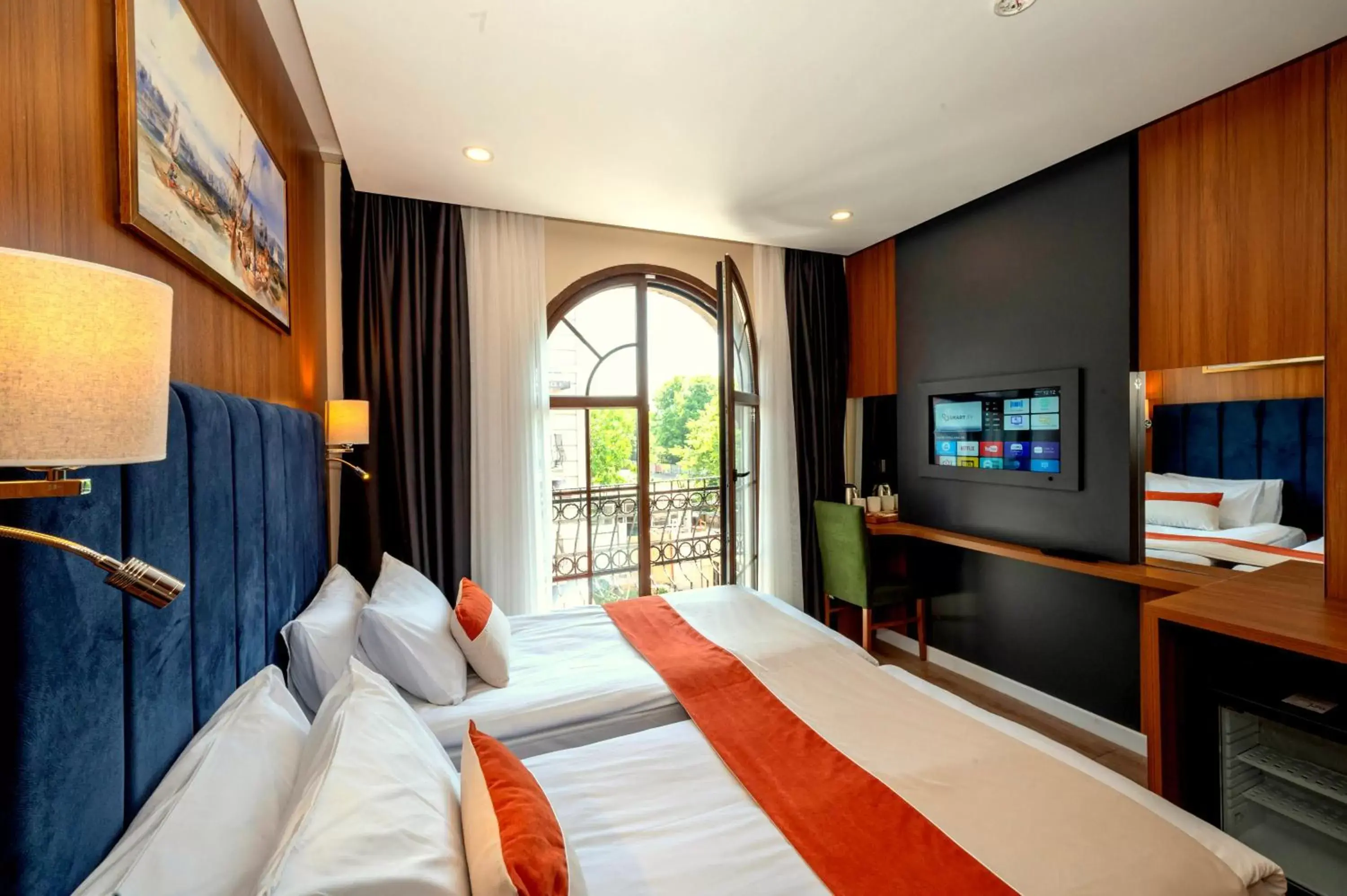 Triple Room with Balcony in Harmony Hotel Istanbul & SPA Triple Room with Balcony in Harmony Hotel Istanbul & SPA