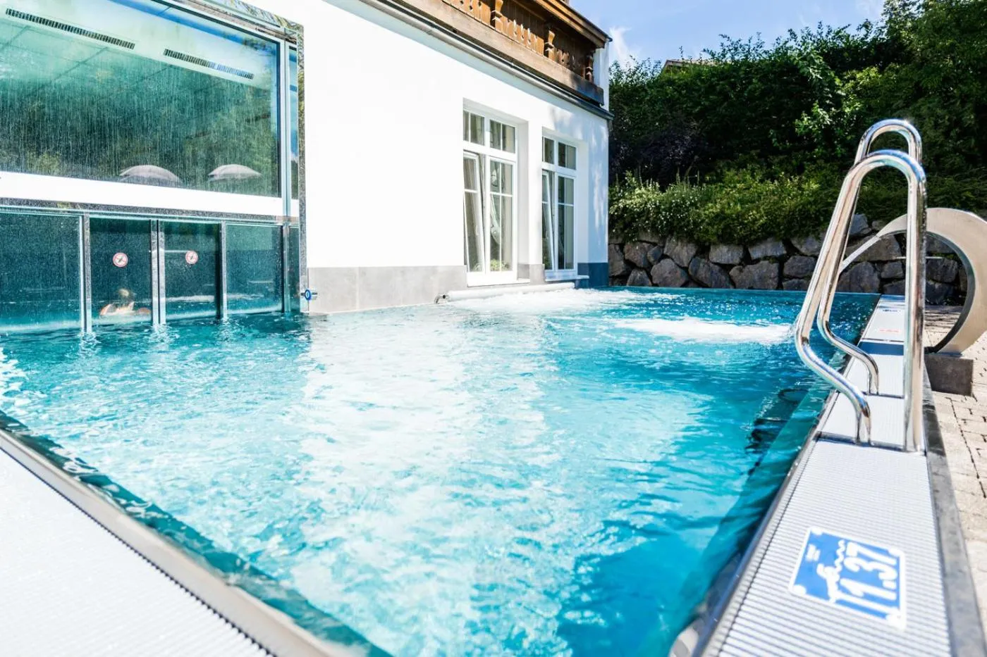 Swimming pool in Landhotel Schermer