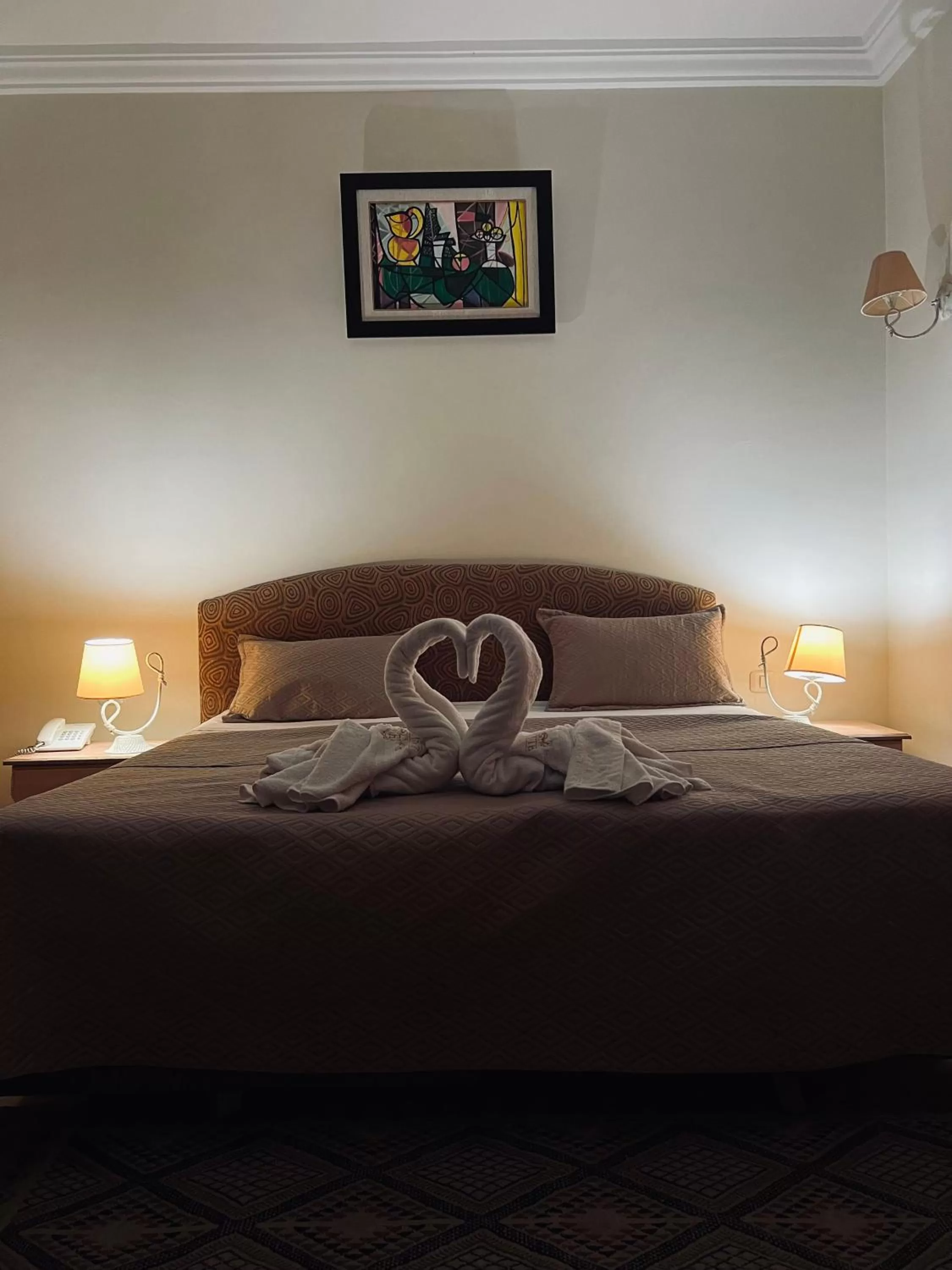 Bed in HOTEL LAFAYETTE