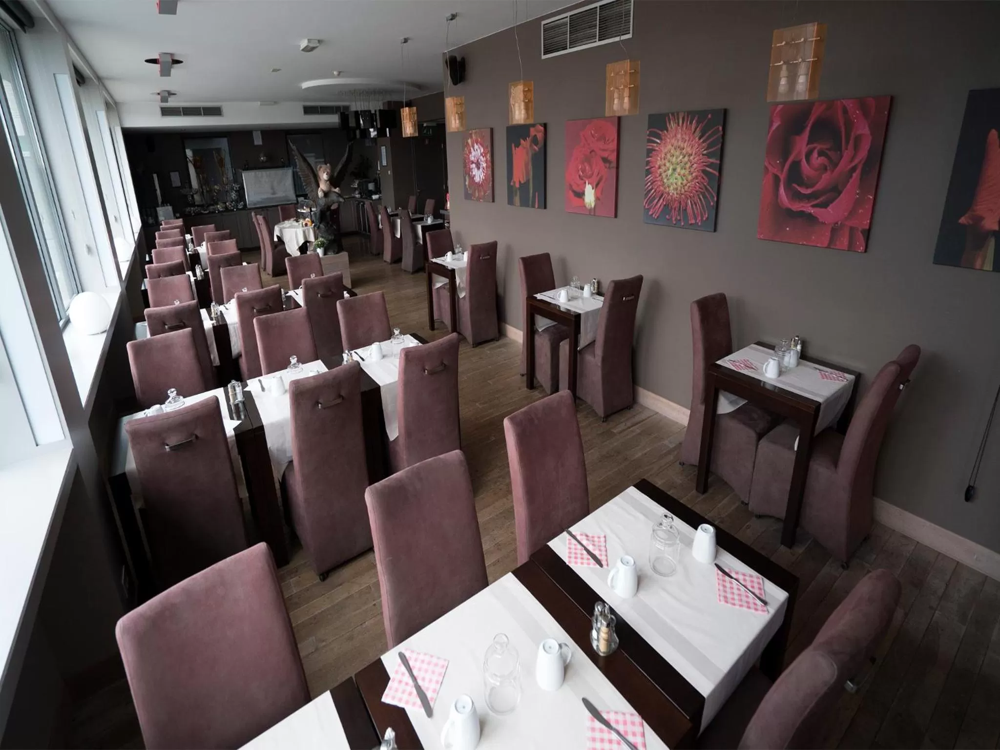 Buffet breakfast in Hotel Orchidee