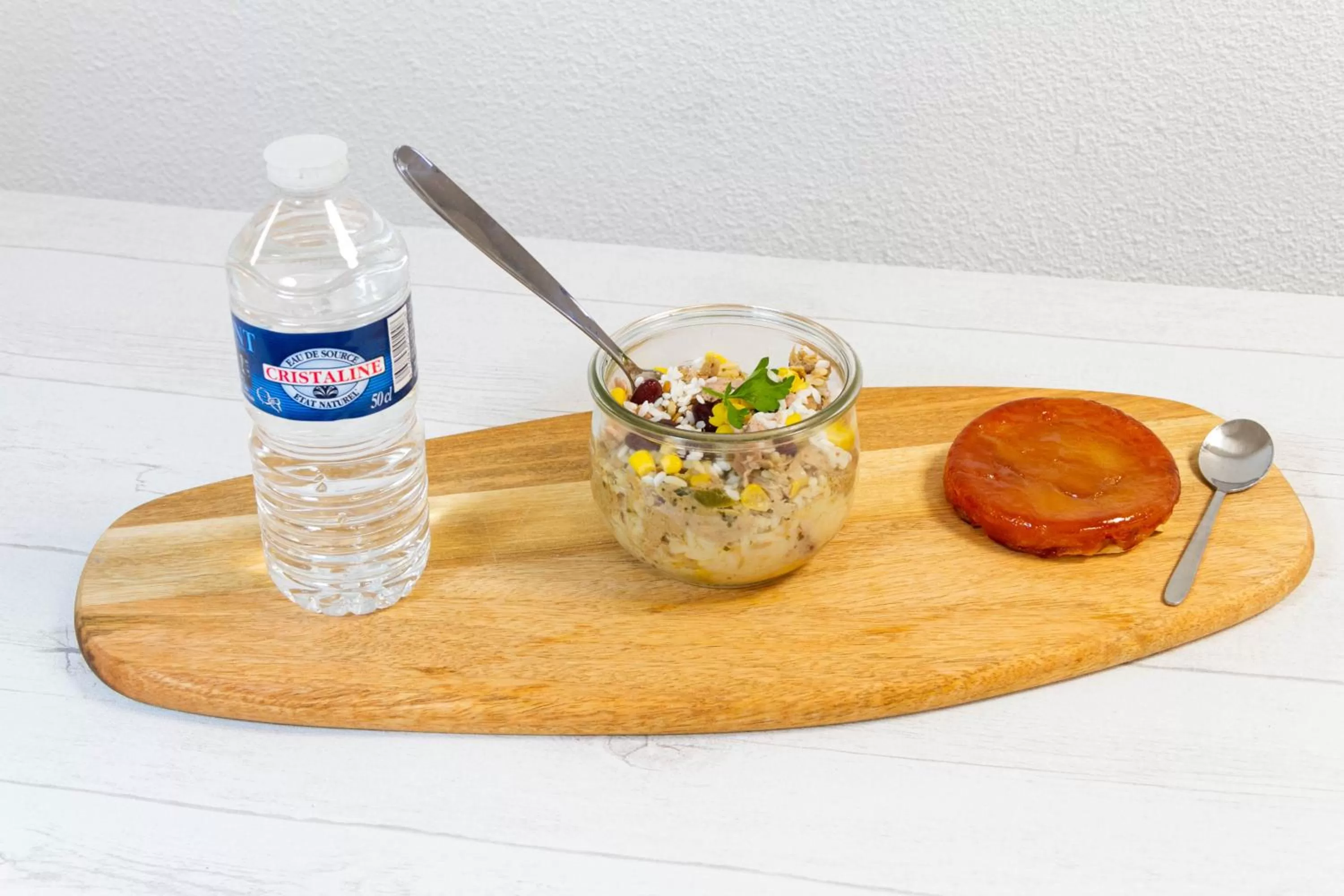 Lunch in Comfort Aparthotel Saint-Nazaire Les Portes de l Ocean