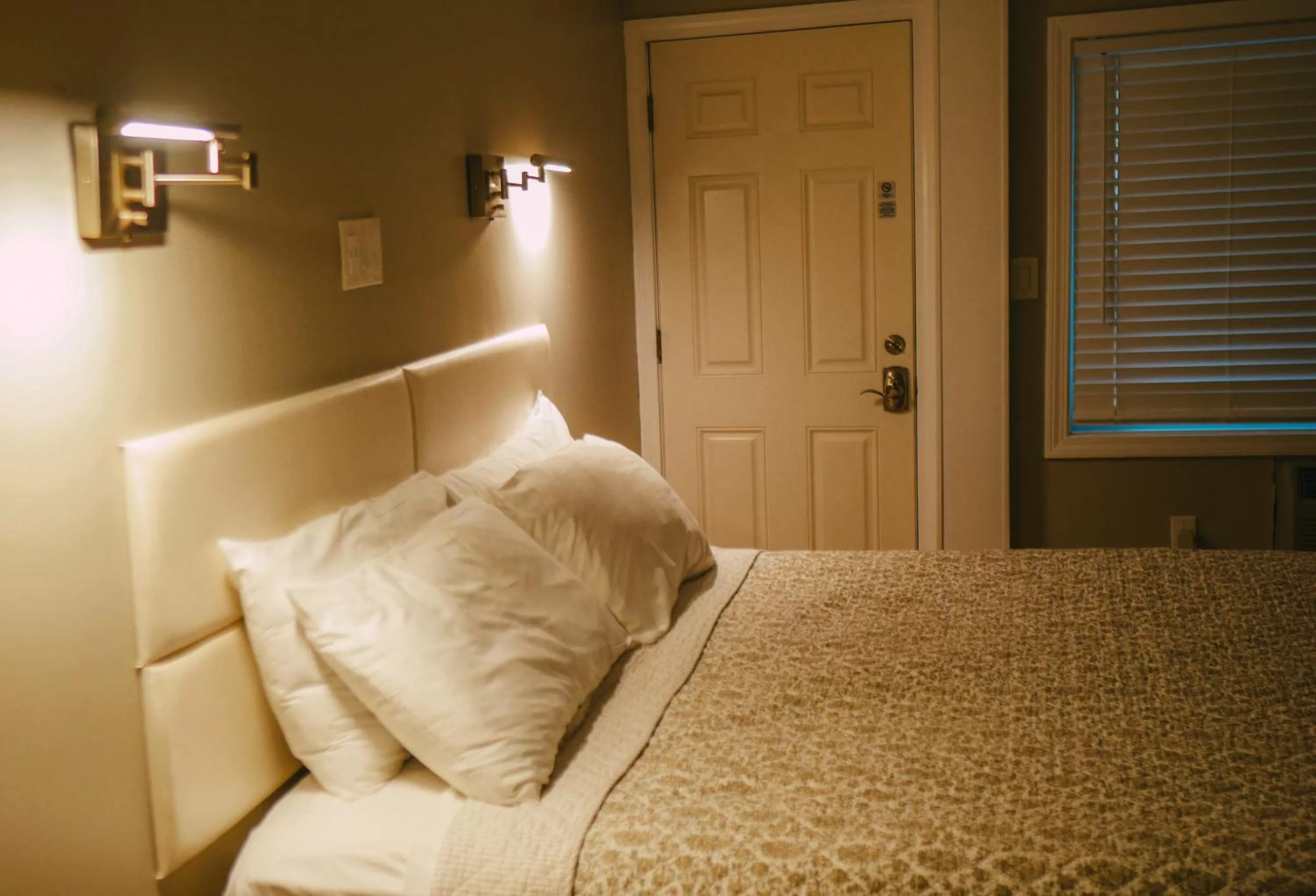 Bed in The Atlantic Motel