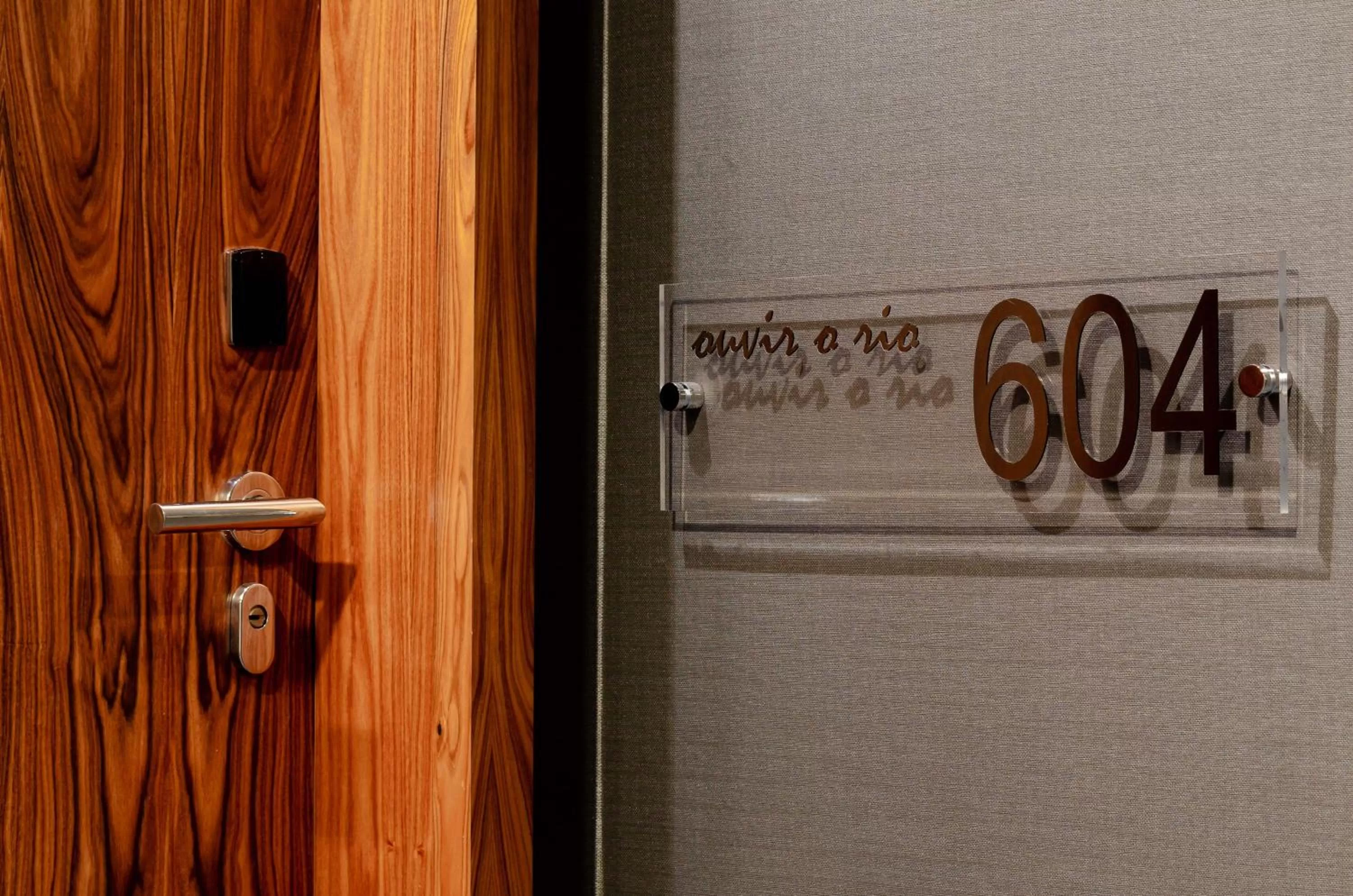 Decorative detail in Olissippo Saldanha