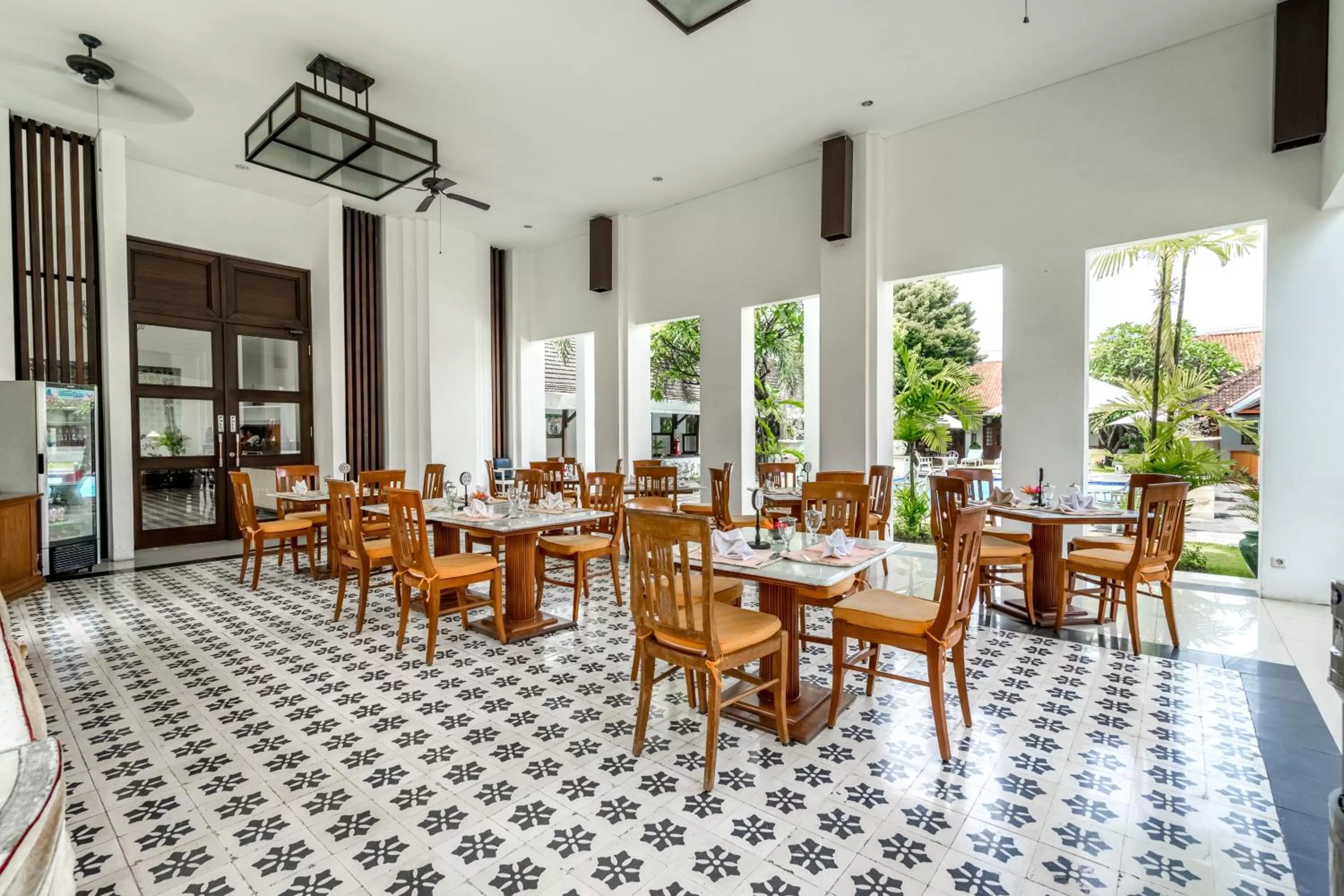 Restaurant/places to eat in Inna Bali Heritage Hotel