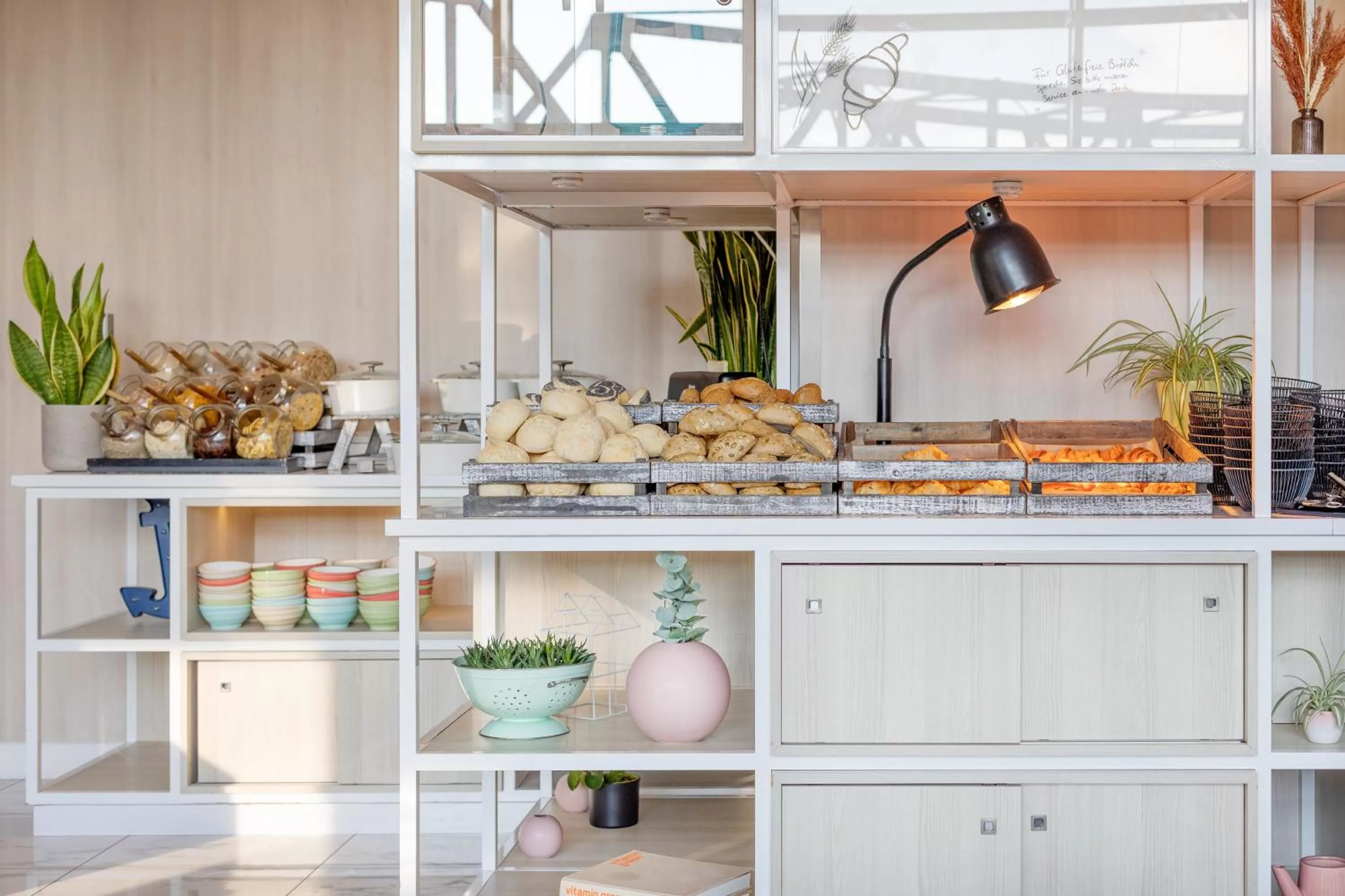 Restaurant/places to eat in INNSiDE by Meliá Hamburg Hafen