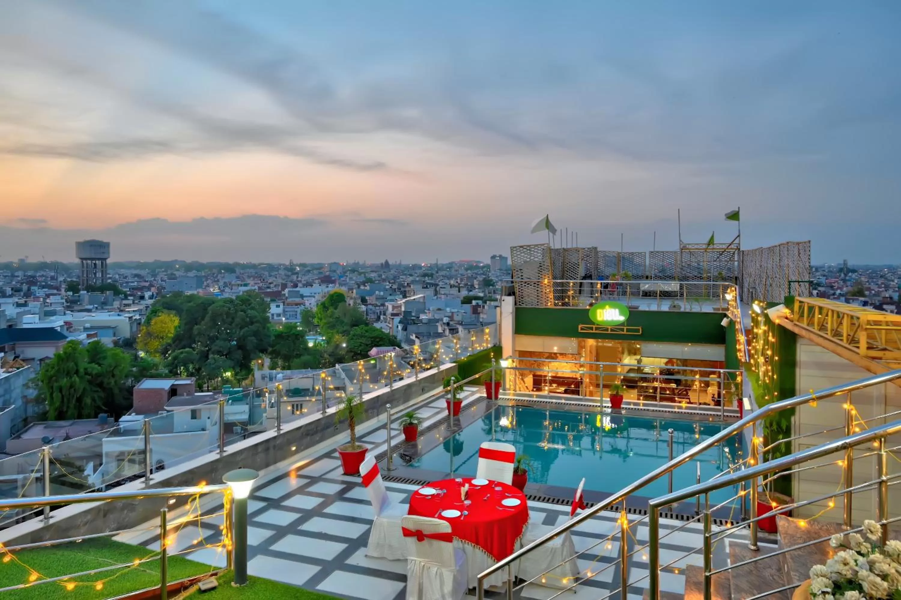 City view in Crestline Sallow Club