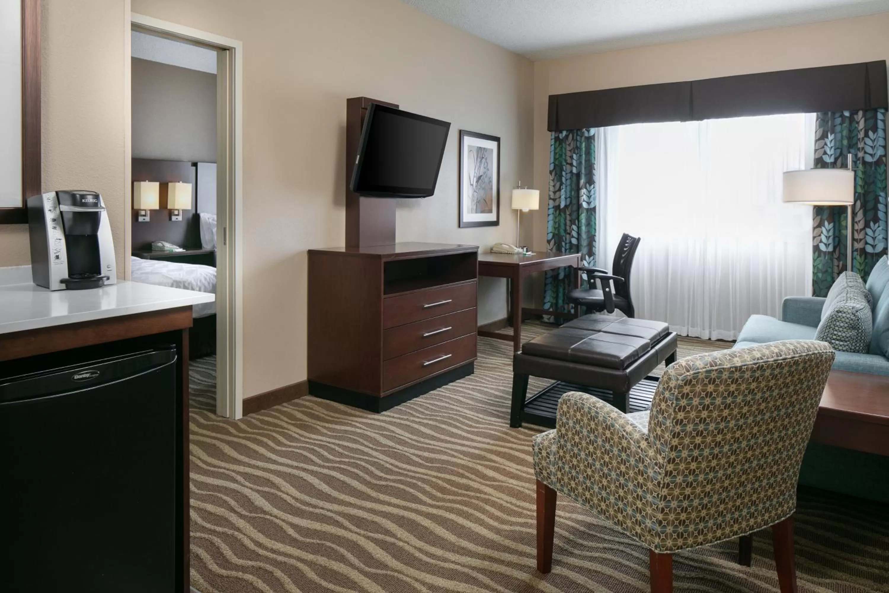Photo of the whole room in Holiday Inn Hotel & Suites Overland Park-West by IHG