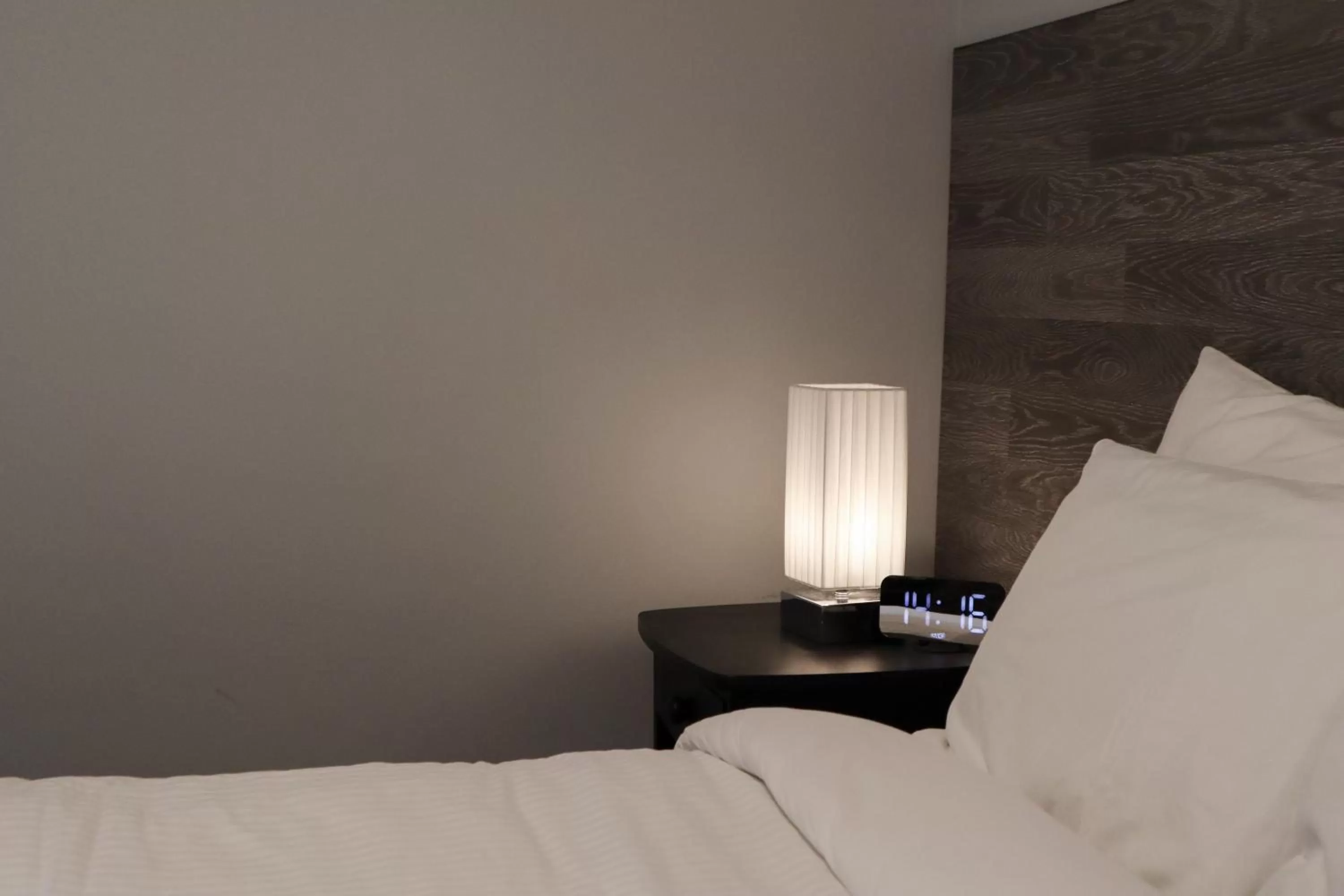 Bed in Auberge Valcartier - Par Aneyro