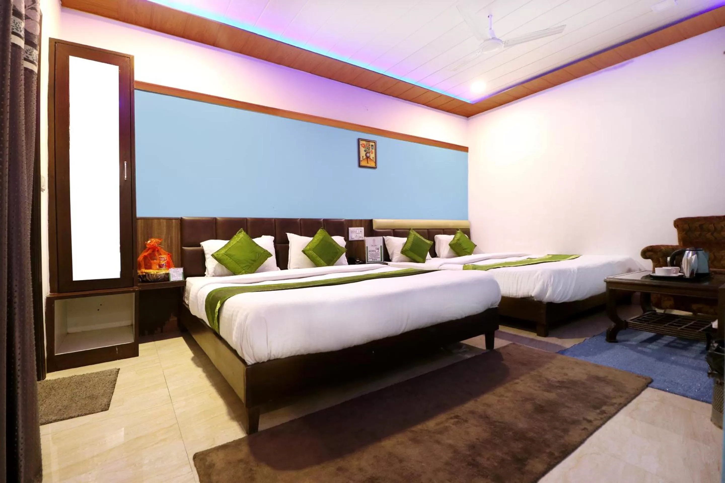 Bed in Hotel Seven- Center of City Chandigarh