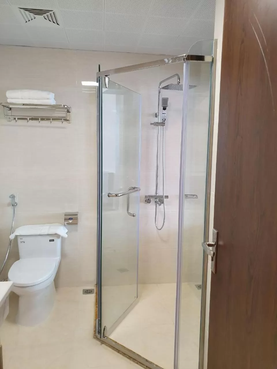 Golden Palm HaLong Hotel