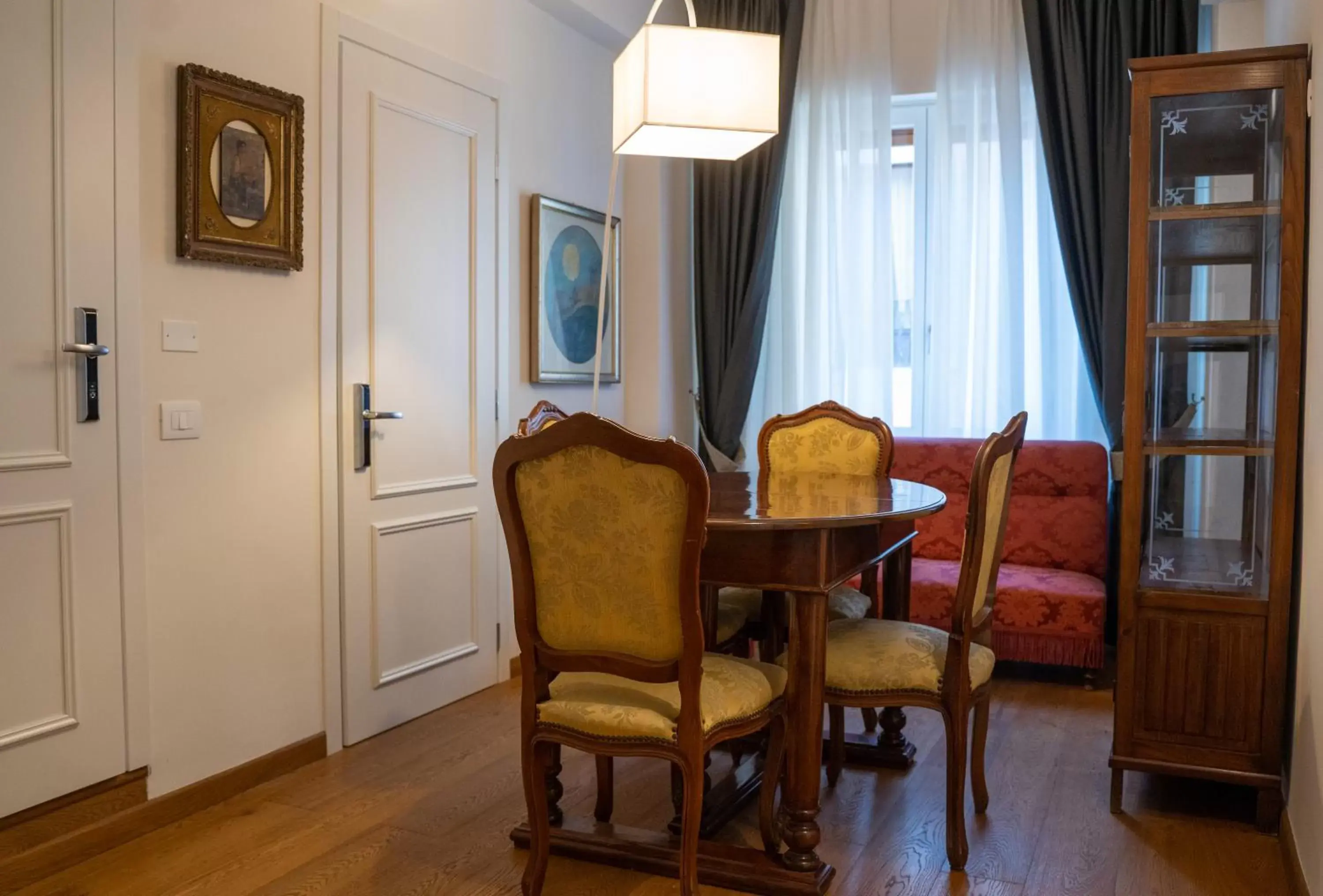 Residenza degli Speziali Residenza degli Speziali